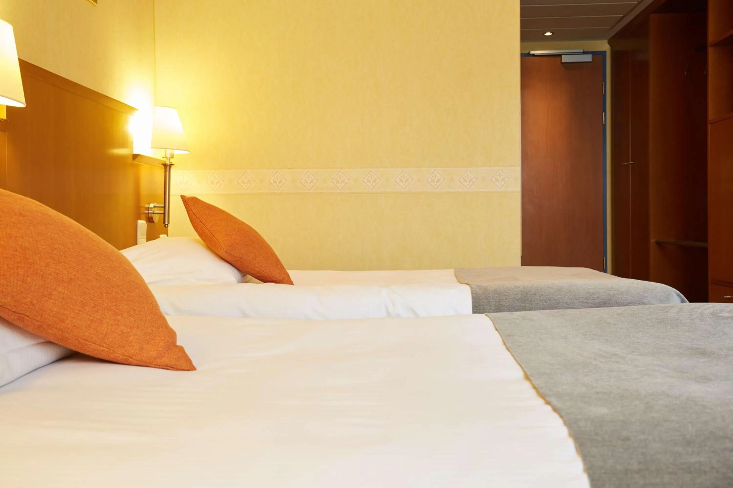 Bedroom, Bed in Scandic Wrocław