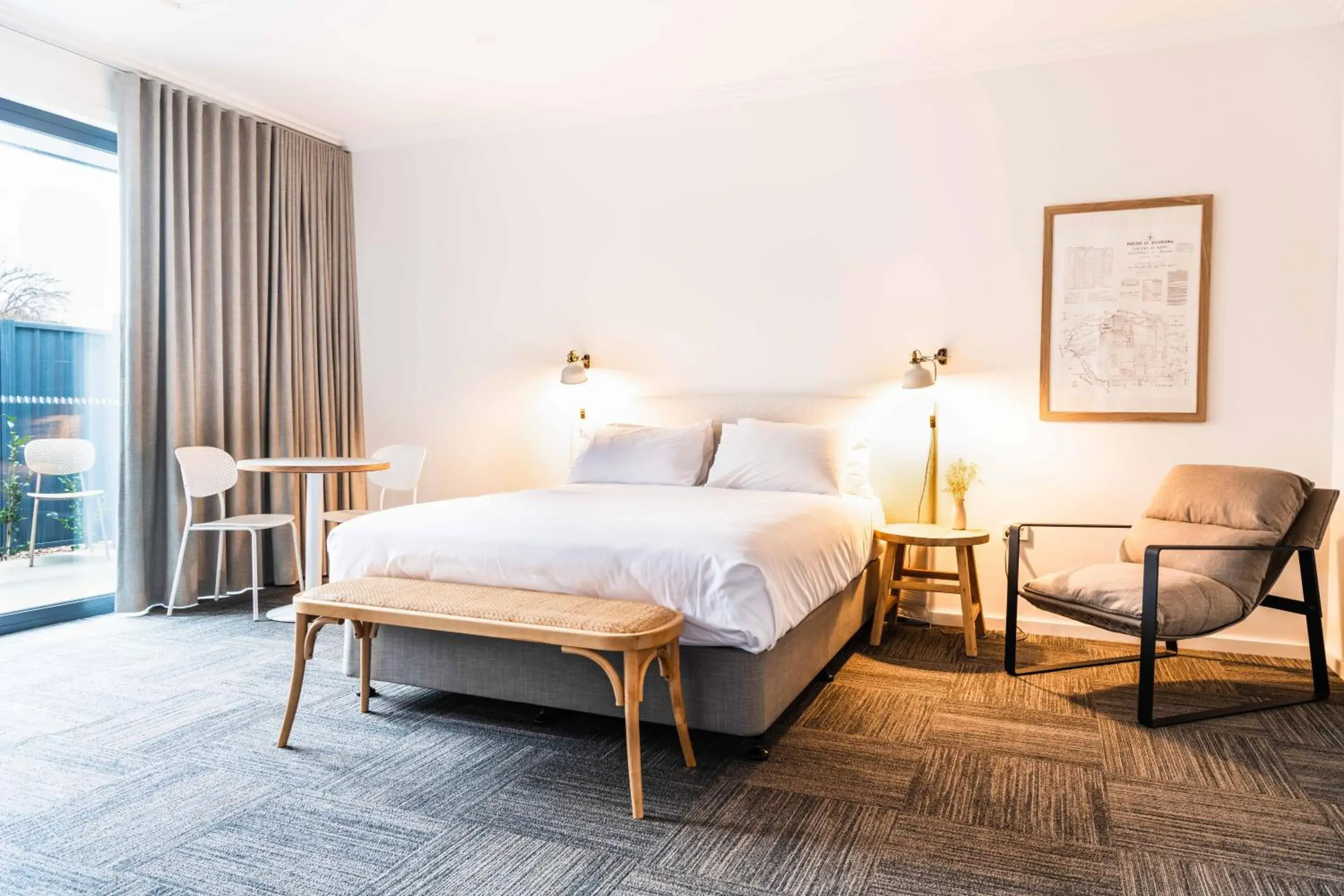 Queen Room in The Ned Ryan Motel Queen Room in The Ned Ryan Motel