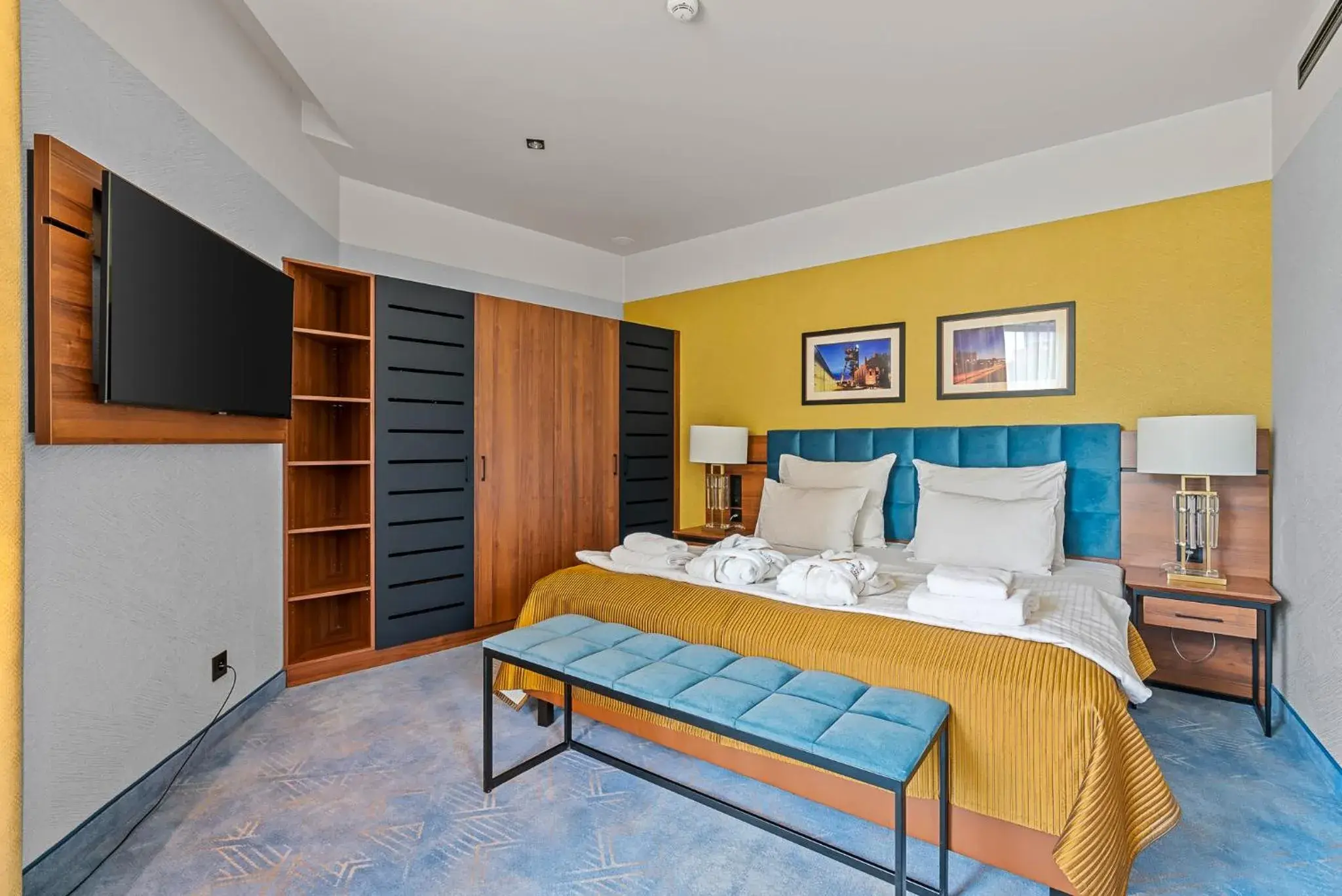 Apartment in Hotel Diament Plaza Katowice Apartment in Hotel Diament Plaza Katowice