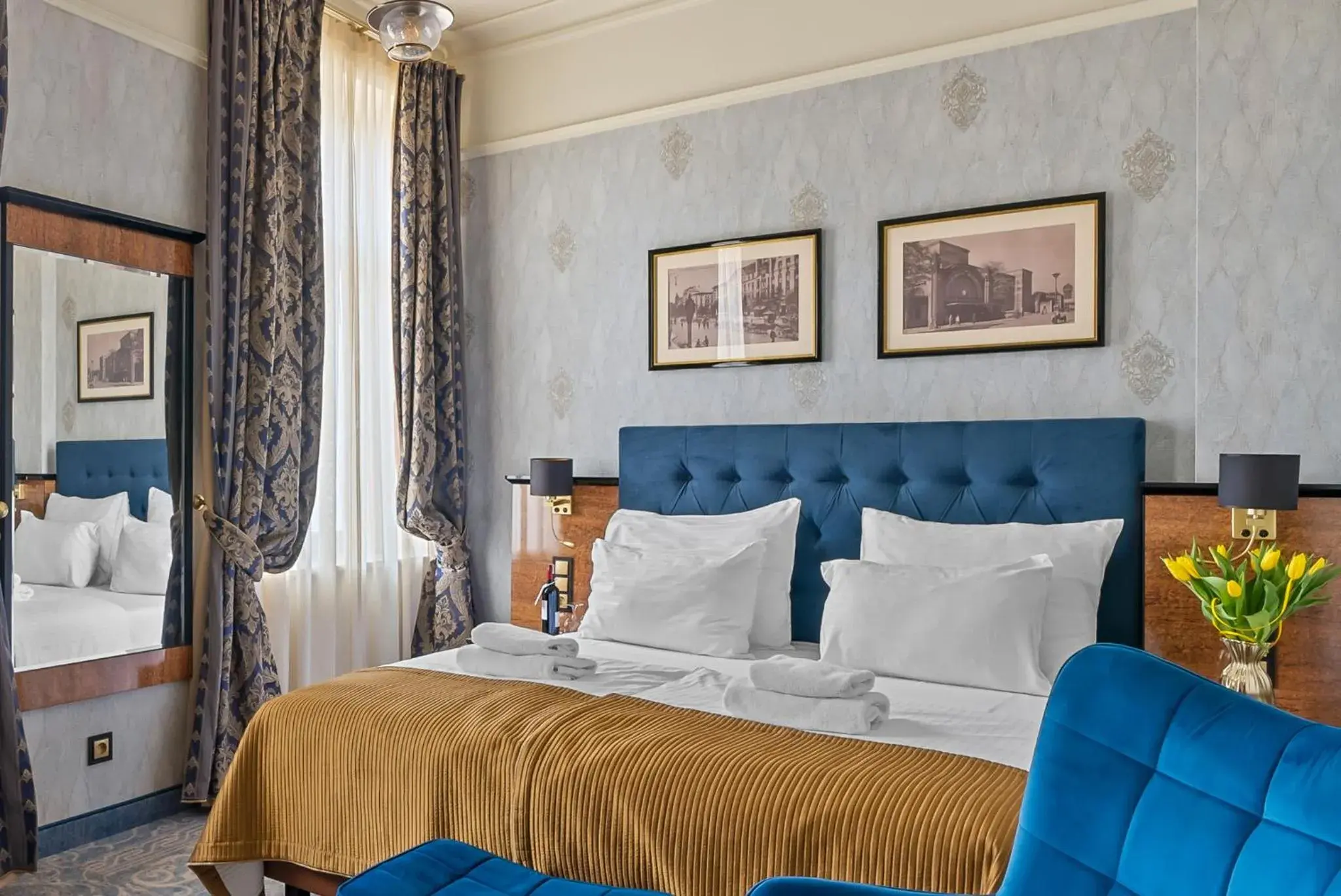 Superior Classic Double or Twin Room in Hotel Diament Plaza Katowice Superior Classic Double or Twin Room in Hotel Diament Plaza Katowice