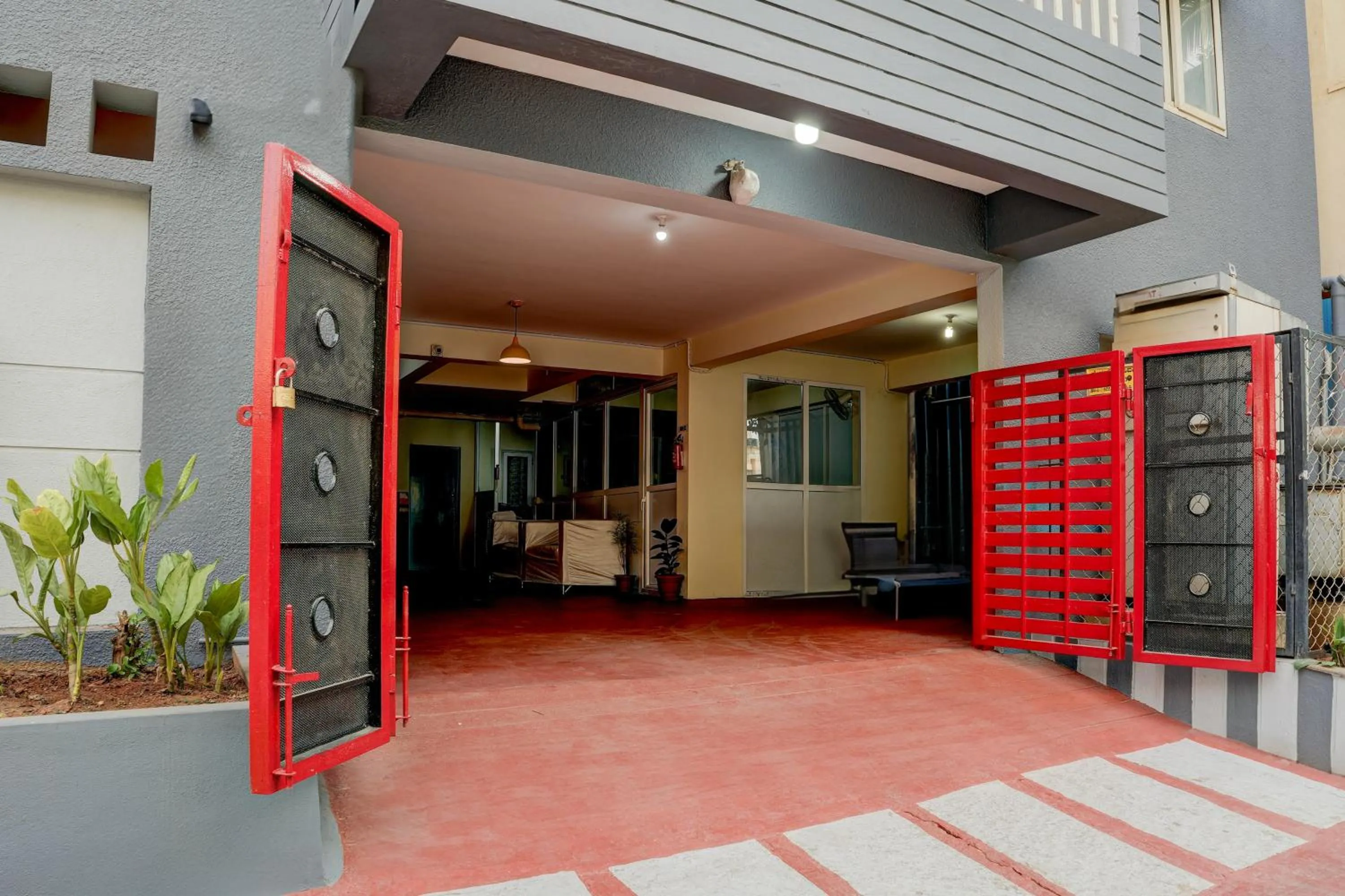 Facade/entrance in Super Hotel O Whitefield