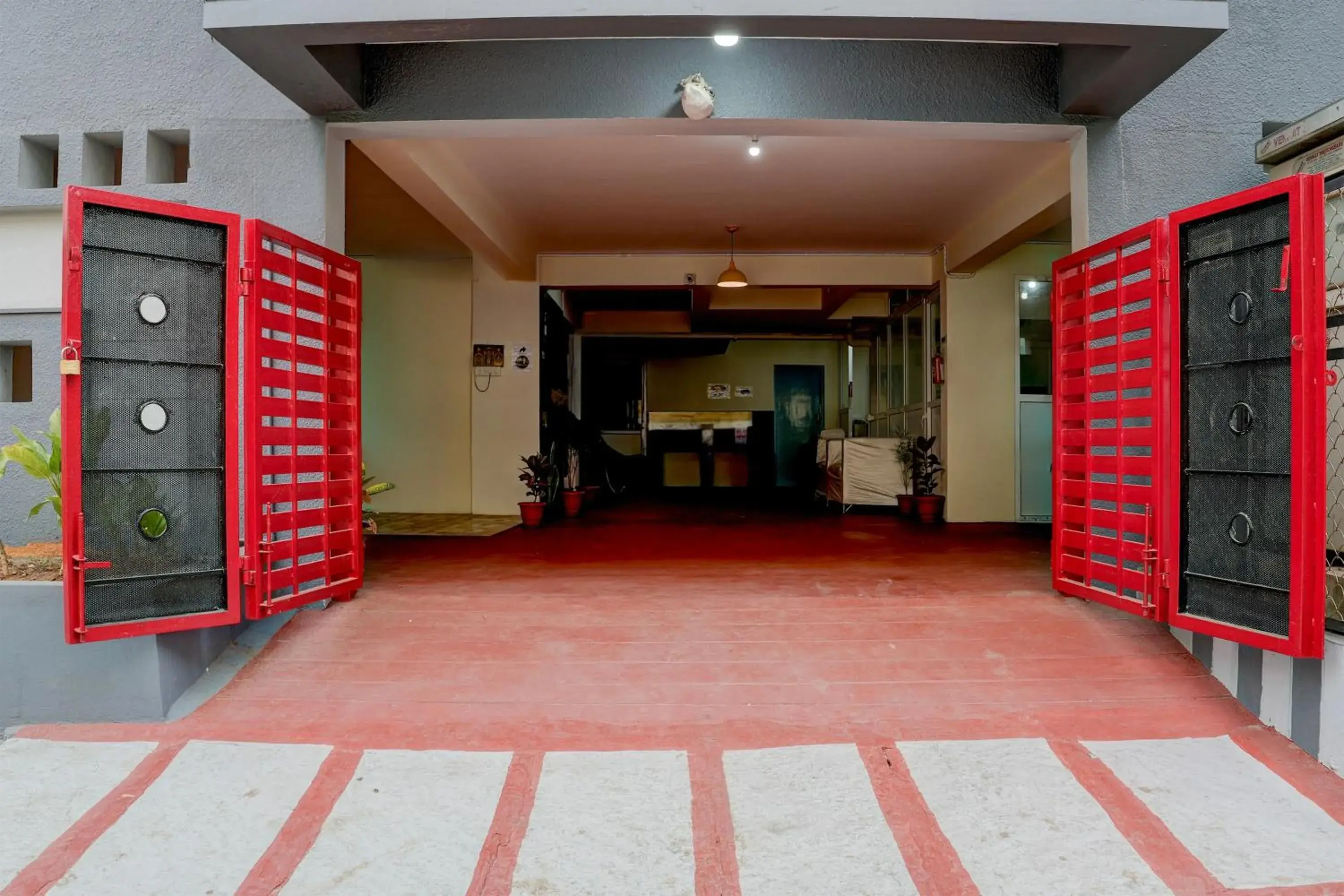 Facade/entrance in Super Hotel O Whitefield Facade/entrance in Super Hotel O Whitefield