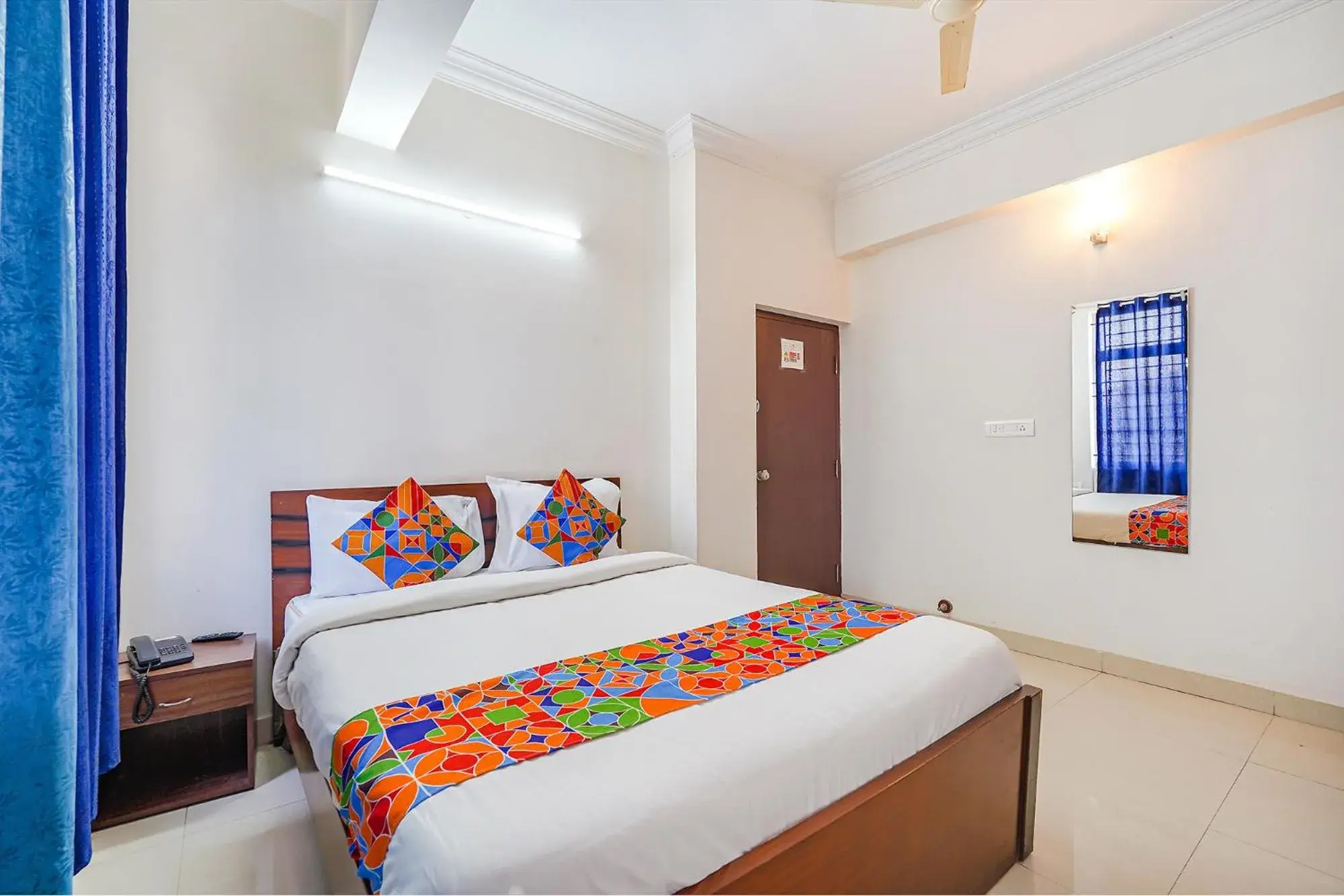 Deluxe Room - single occupancy in Hotel O Fortune Rooms Deluxe Room - single occupancy in Hotel O Fortune Rooms