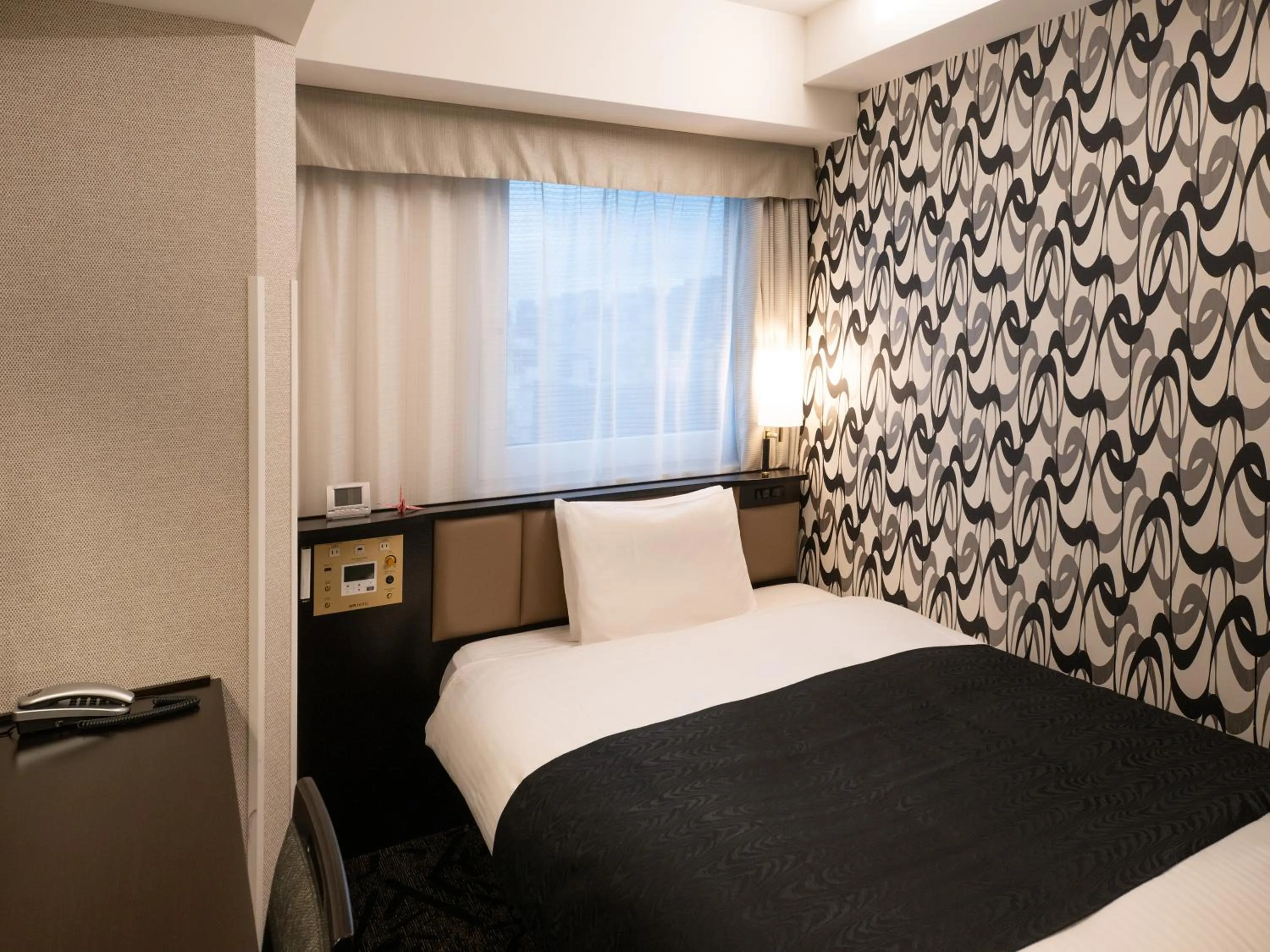 Photo of the whole room, Bed in APA Hotel Asakusa Shin Okachimachi Ekimae