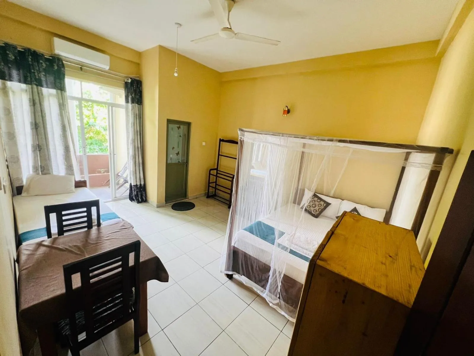 Bedroom, Bed in New Golden Bay Resort Weligama