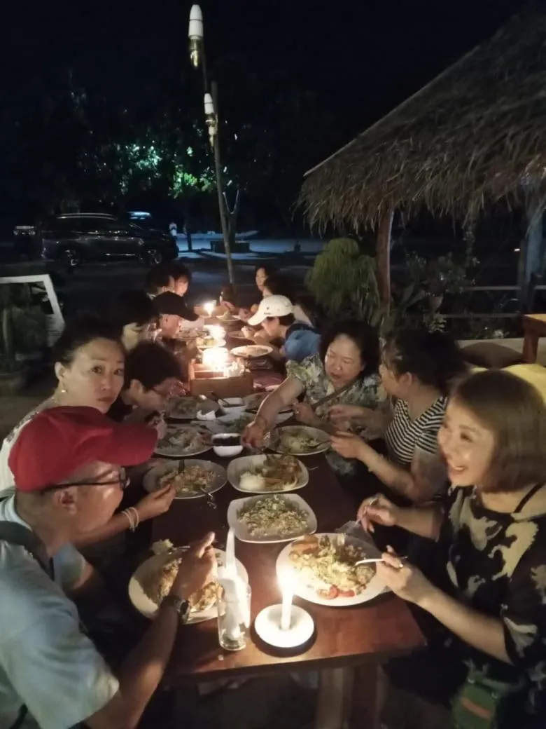 Restaurant/places to eat in New Golden Bay Resort Weligama