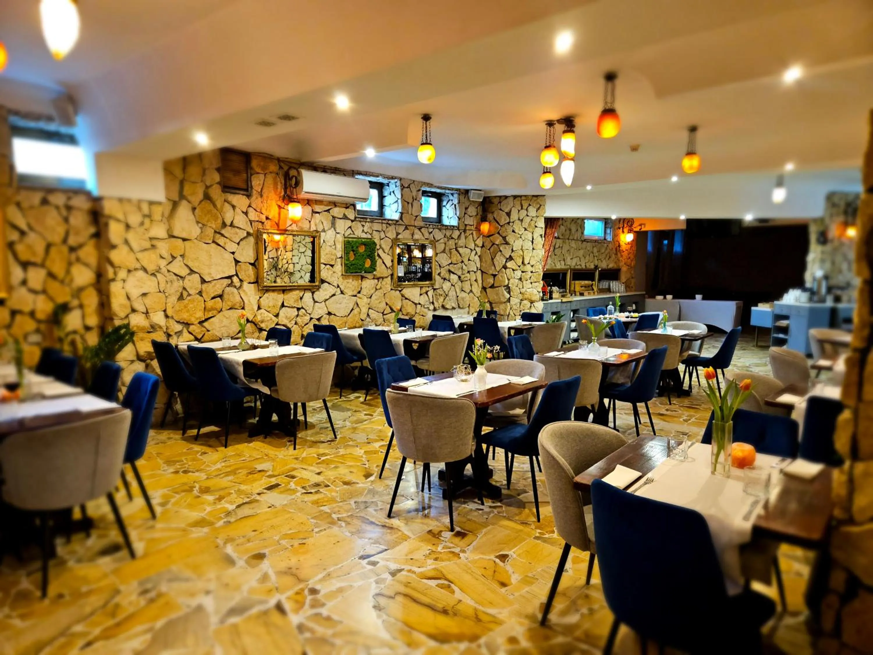 Restaurant/places to eat in Hotel Galicja SPA Wieliczka