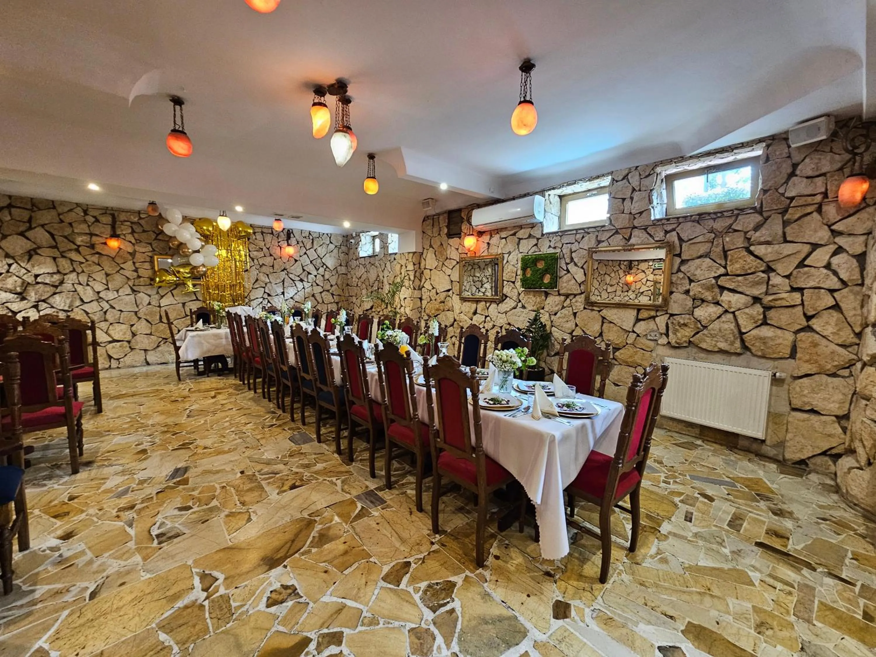 Restaurant/places to eat in Hotel Galicja SPA Wieliczka