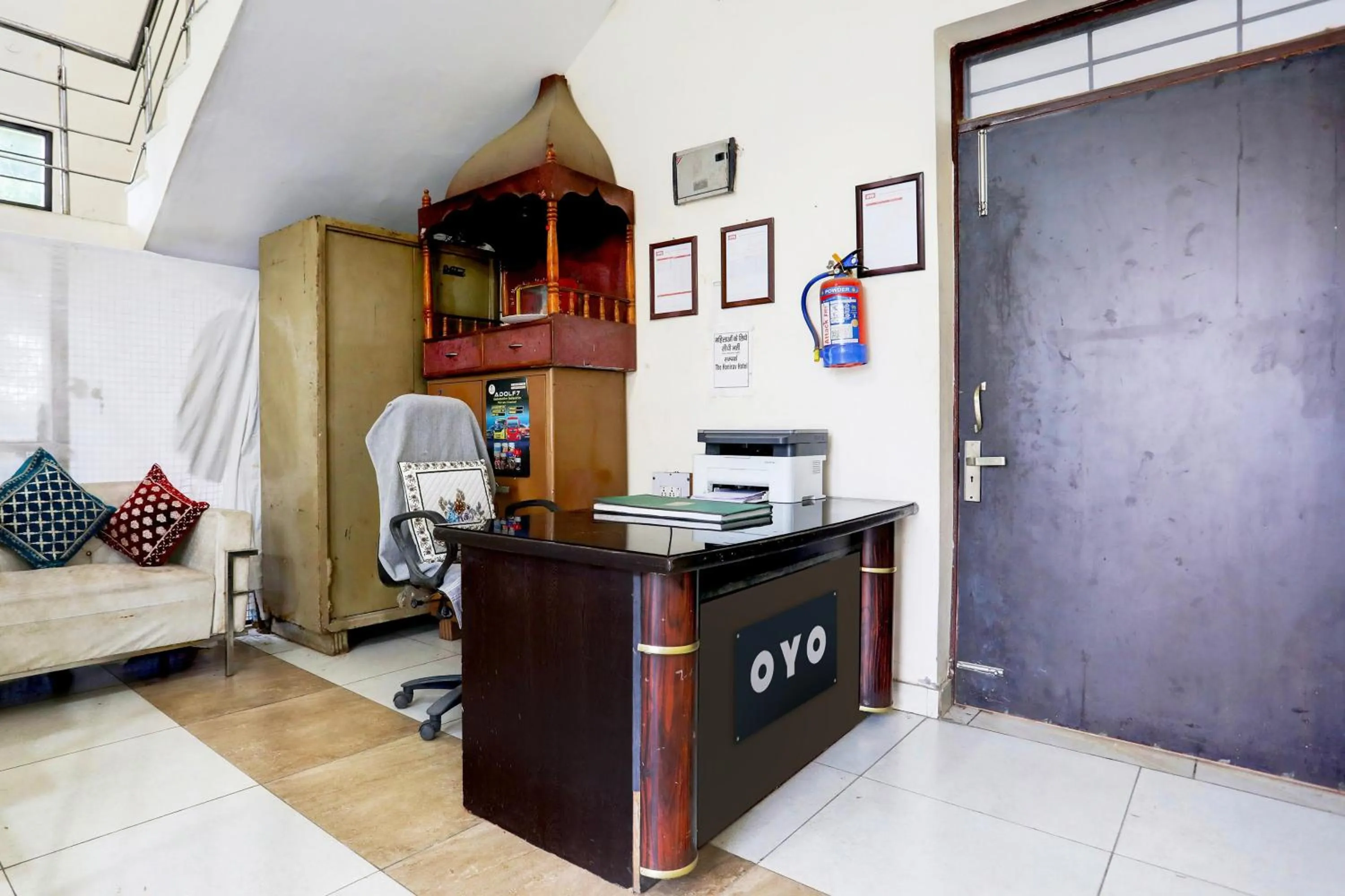 Lobby or reception in SPOT ON Prithvi Garden