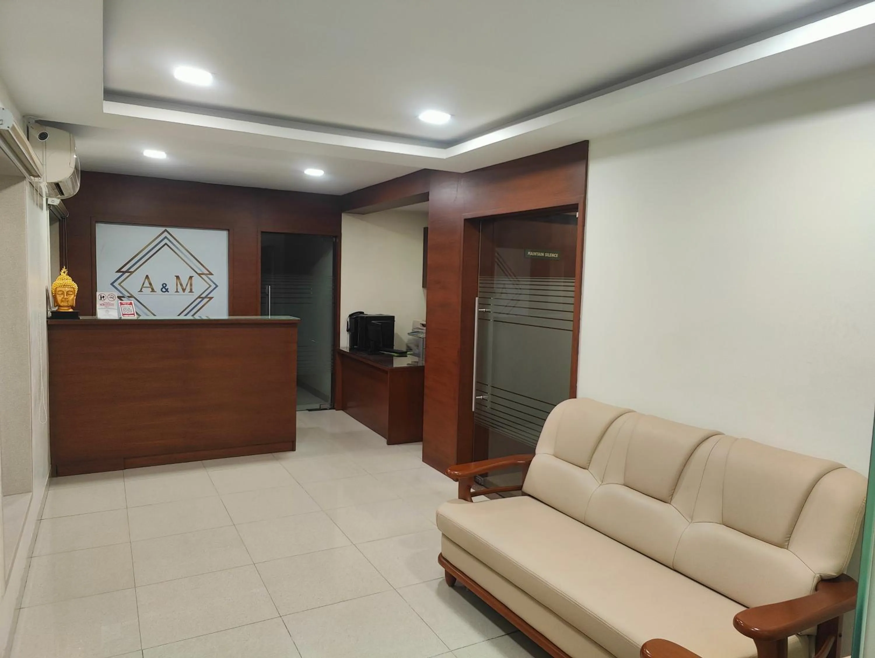 Lobby or reception in A and M Rooms and Residences