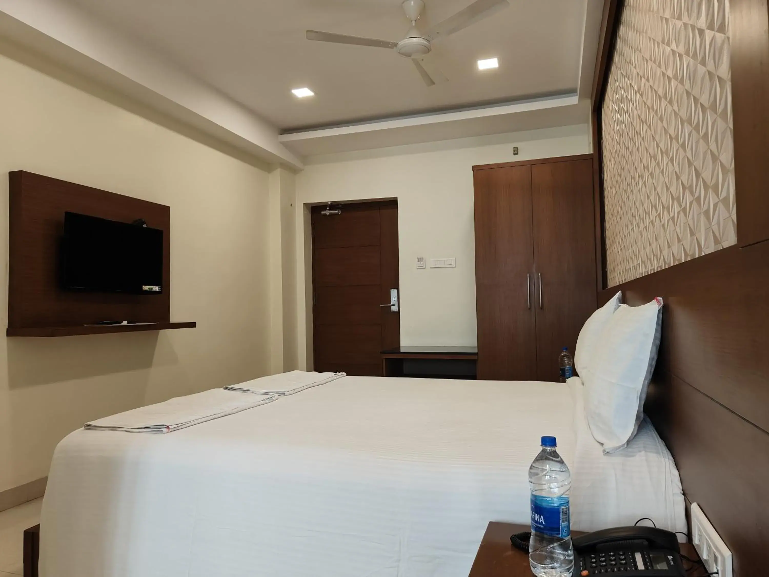 Photo of the whole room, Bed in A and M Rooms and Residences Photo of the whole room, Bed in A and M Rooms and Residences