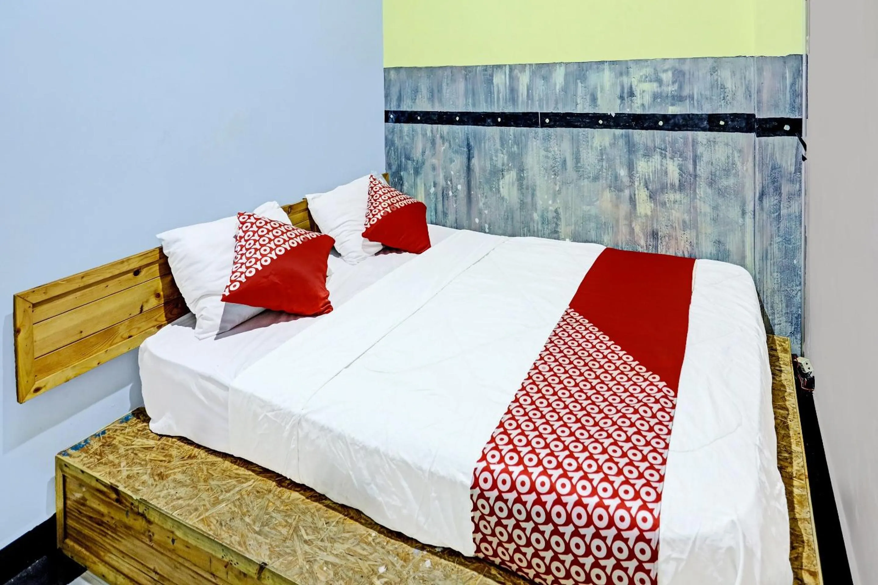 Bedroom, Bed in Hotel O Lia Stay Syariah