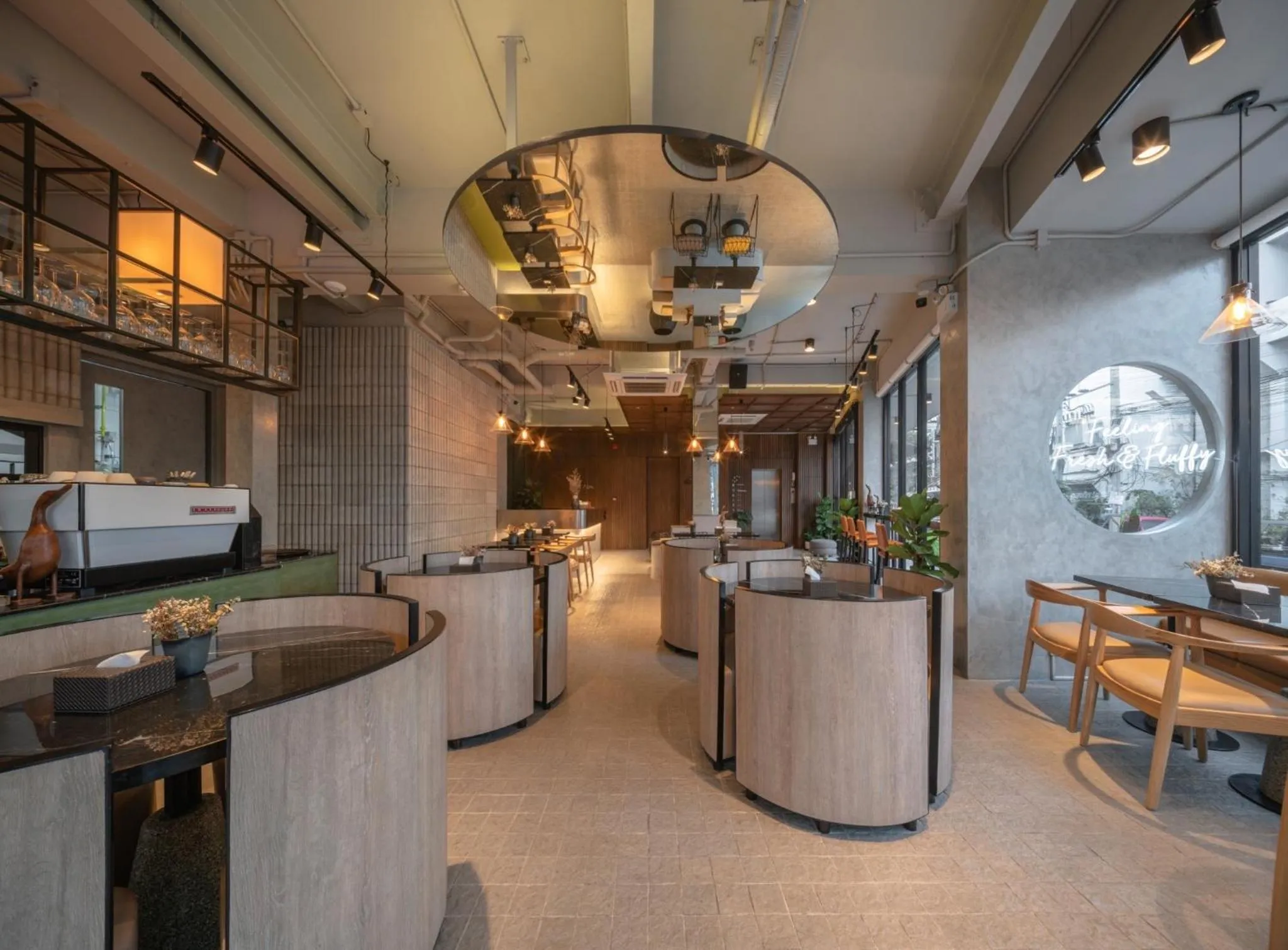 Restaurant/places to eat in Goose Living