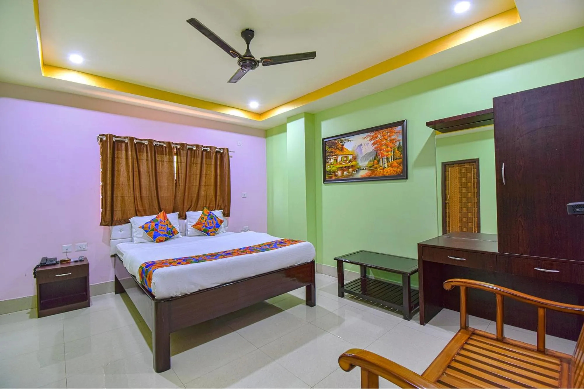 Bed in FabHotel Knight Airways - Nr Guwahati Airport