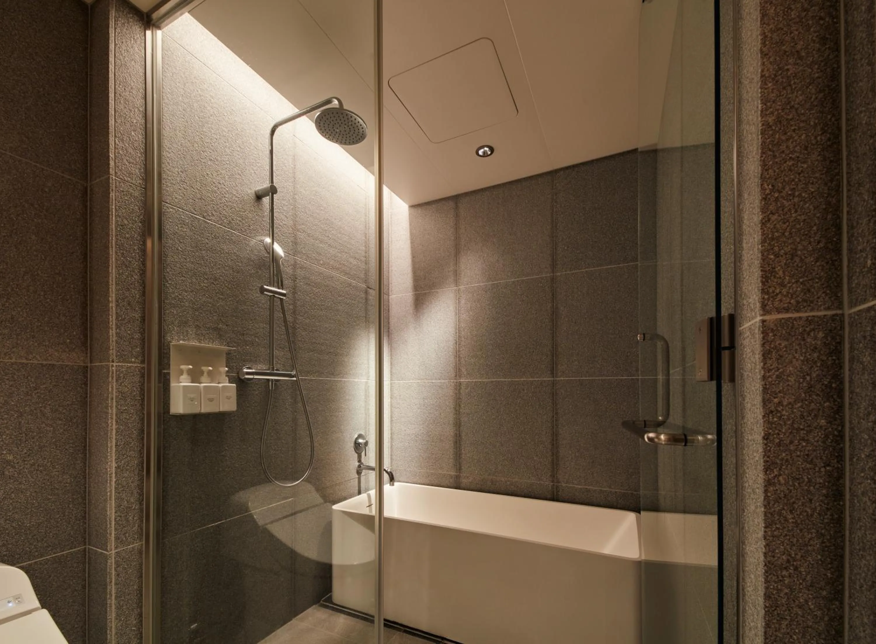 Bath in MUJI HOTEL GINZA