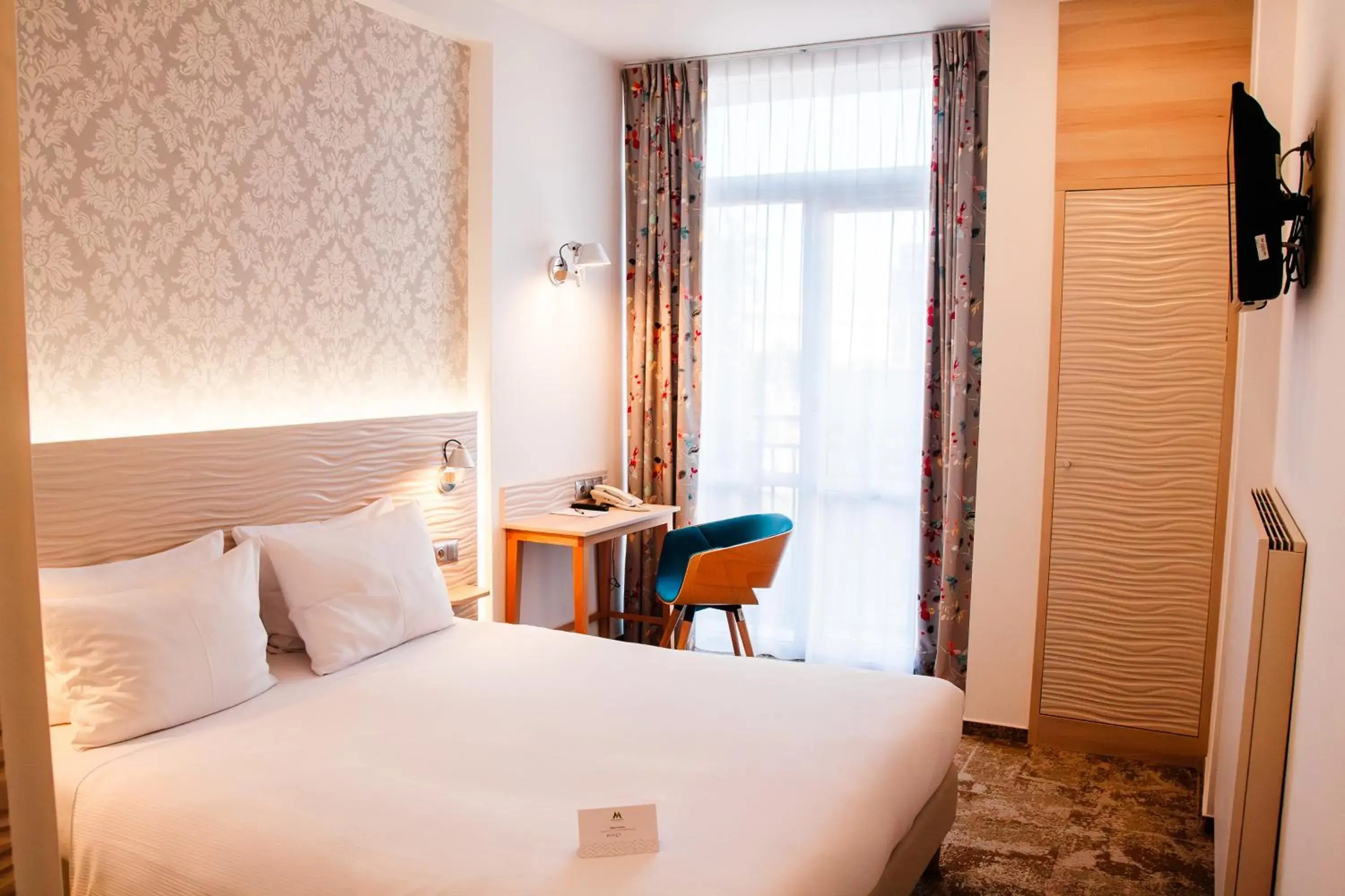 Standard Single Room in Hotel Metropol Standard Single Room in Hotel Metropol