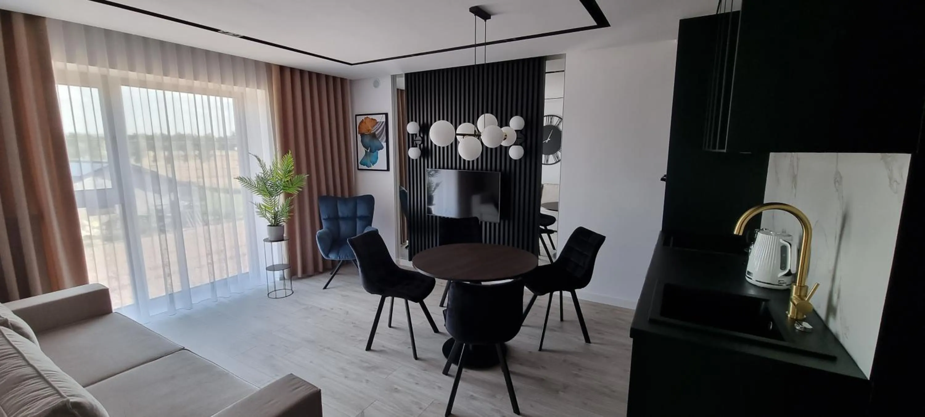 Living room in Lake Park