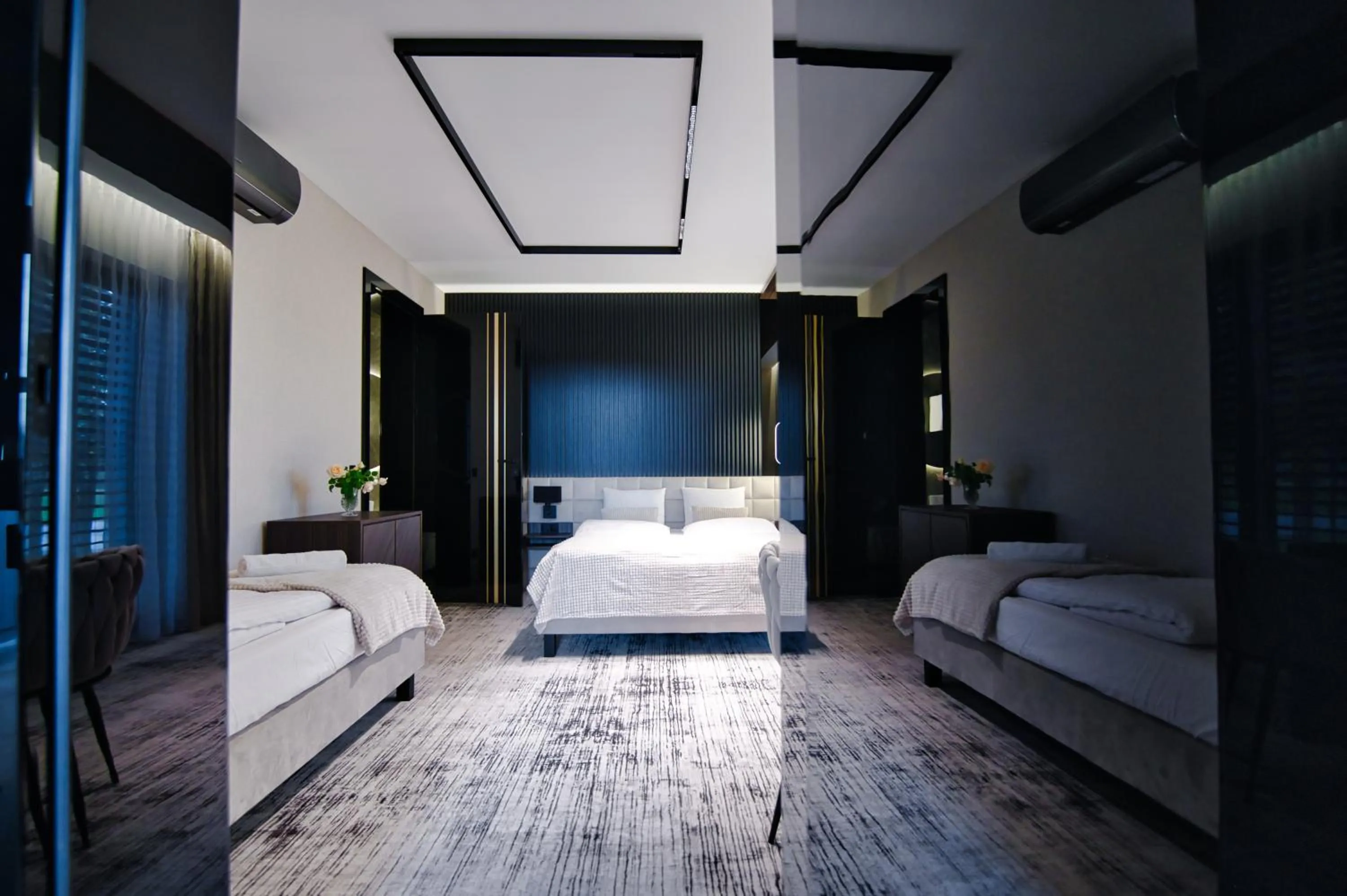 Bedroom, Bed in Lake Park