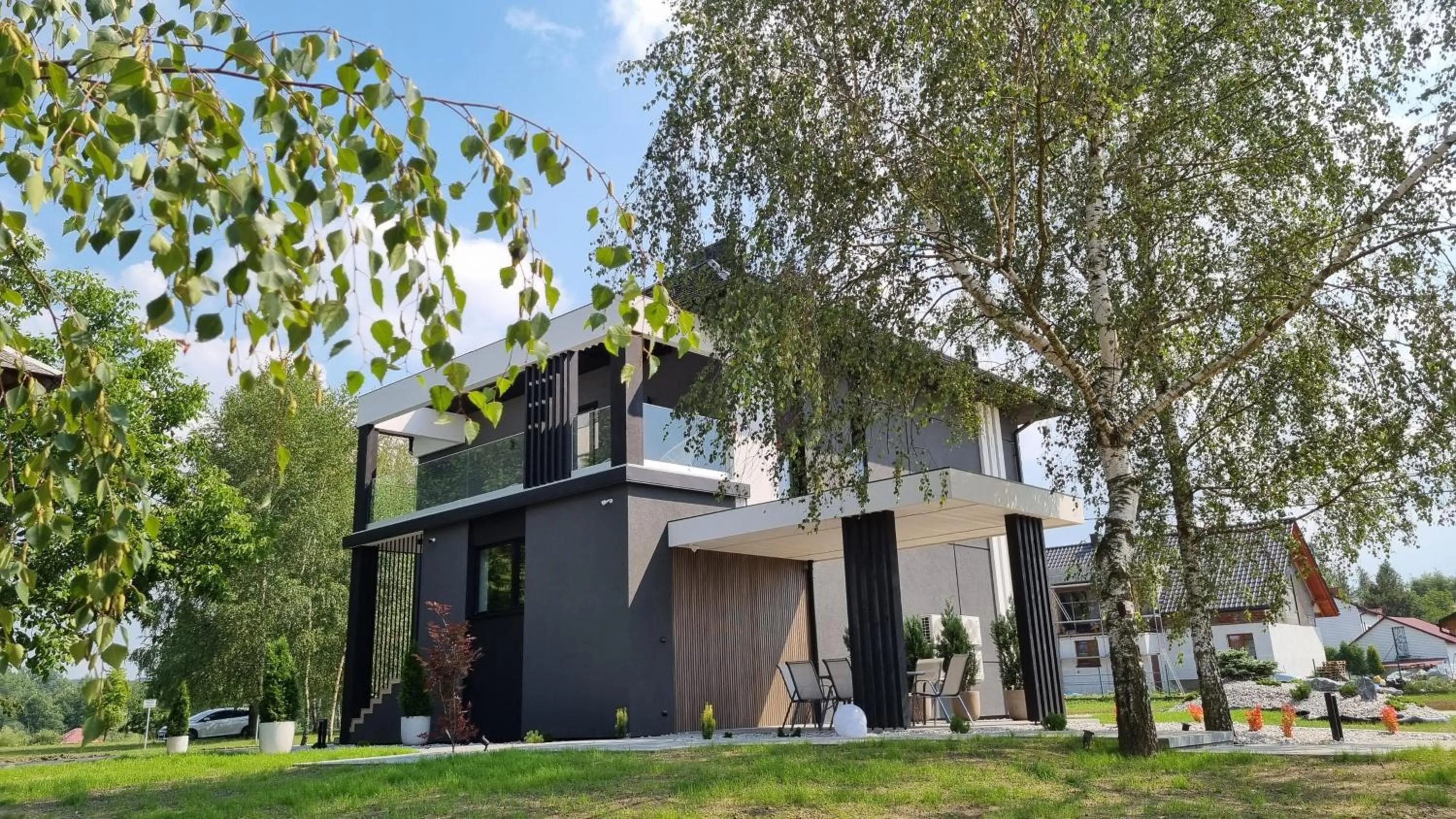 Property building in Lake Park