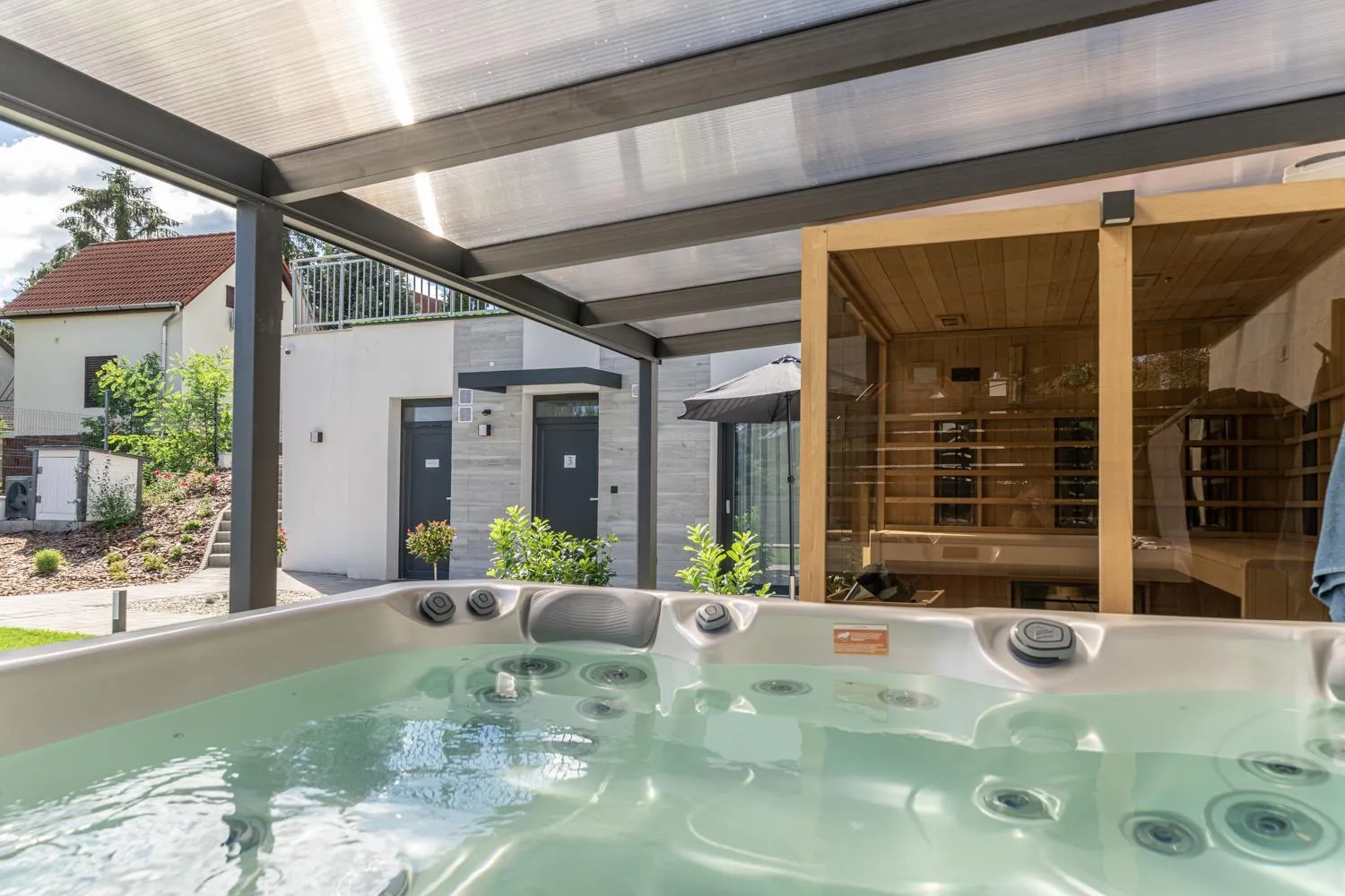 Hot Tub in Lake Spirit Boutique Apartments