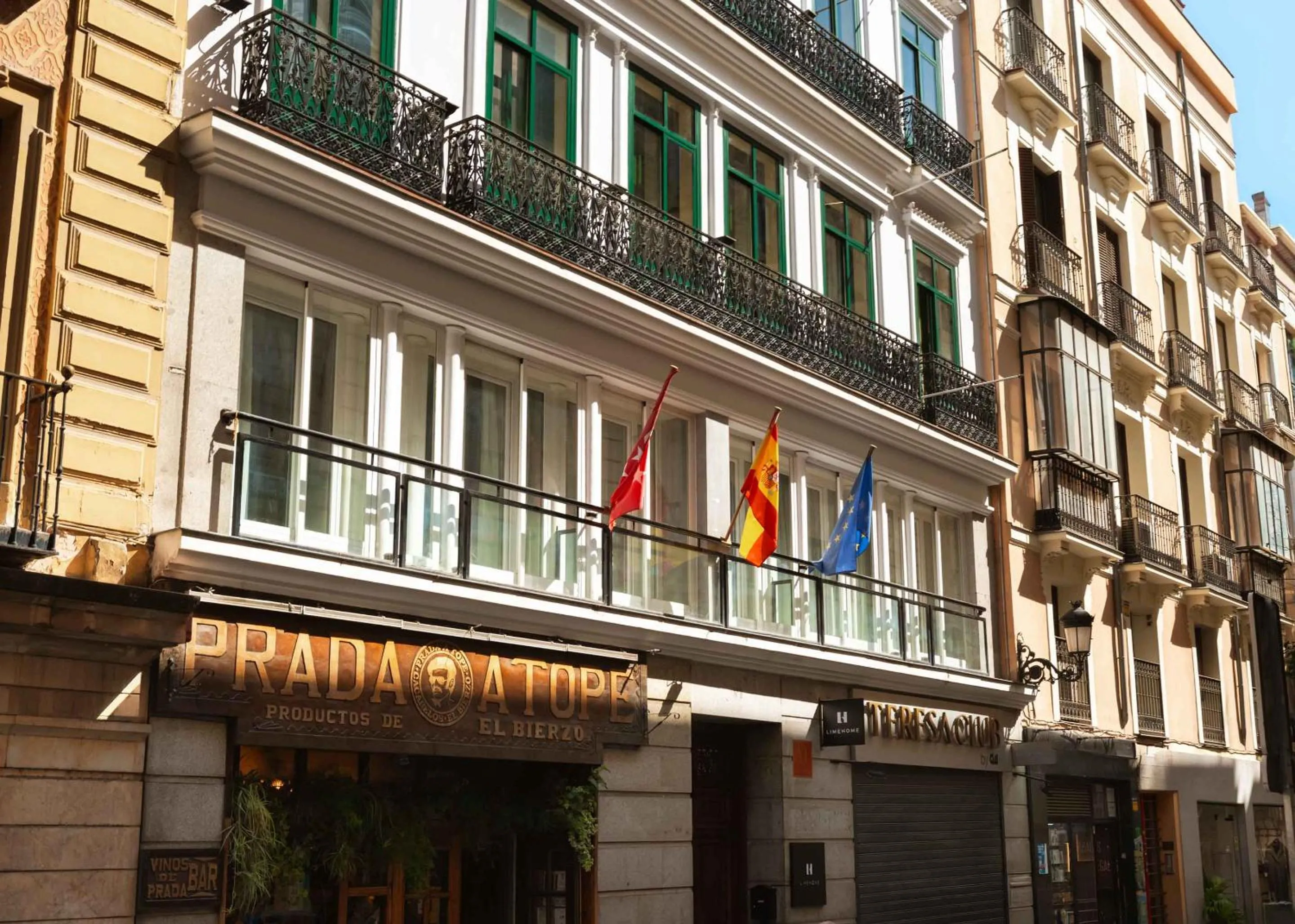 Property building in Limehome Madrid Sol