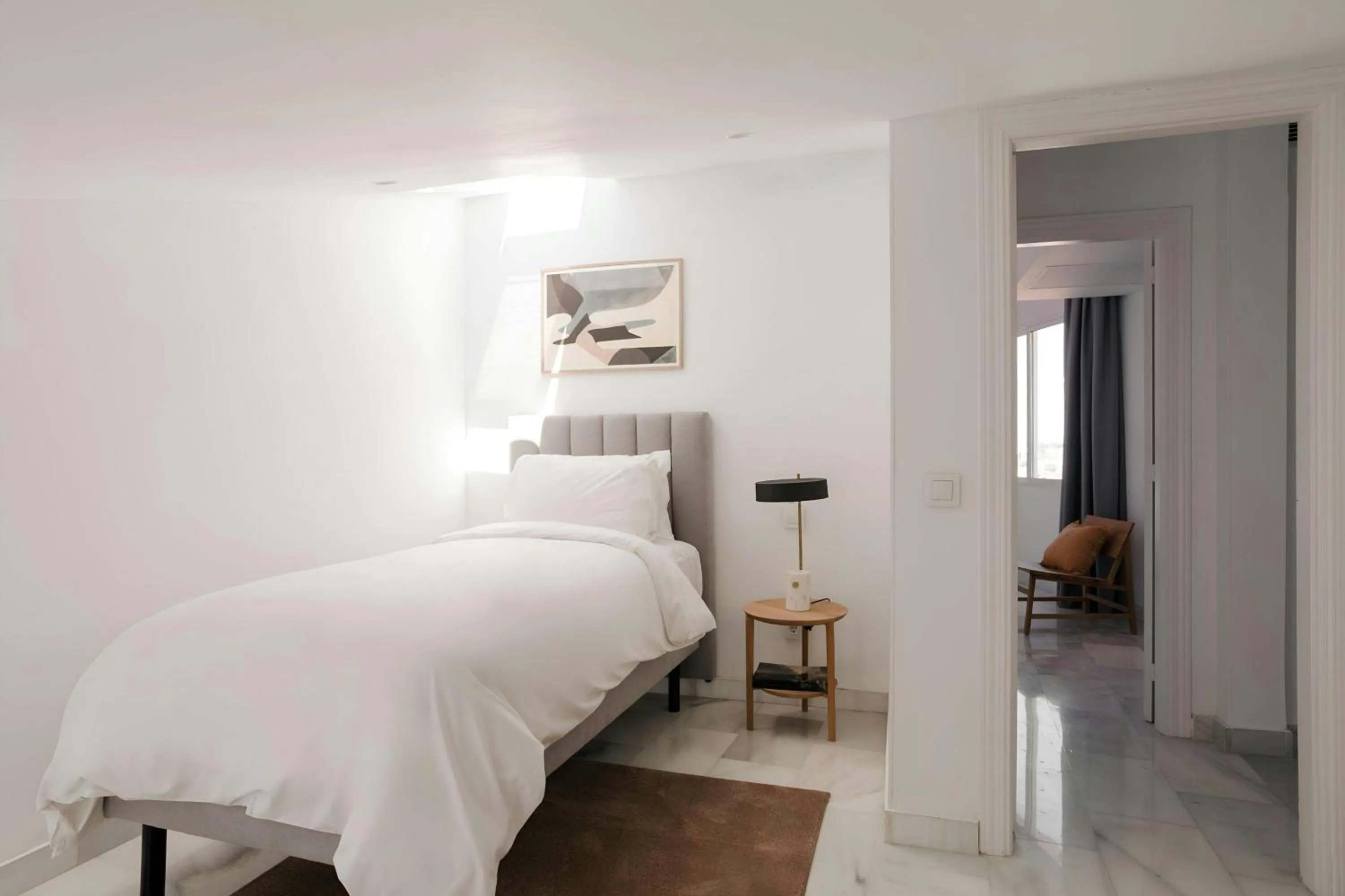 Bedroom, Bed in Sonder by Marriott Bonvoy Santa Ana Apartments Las Letras