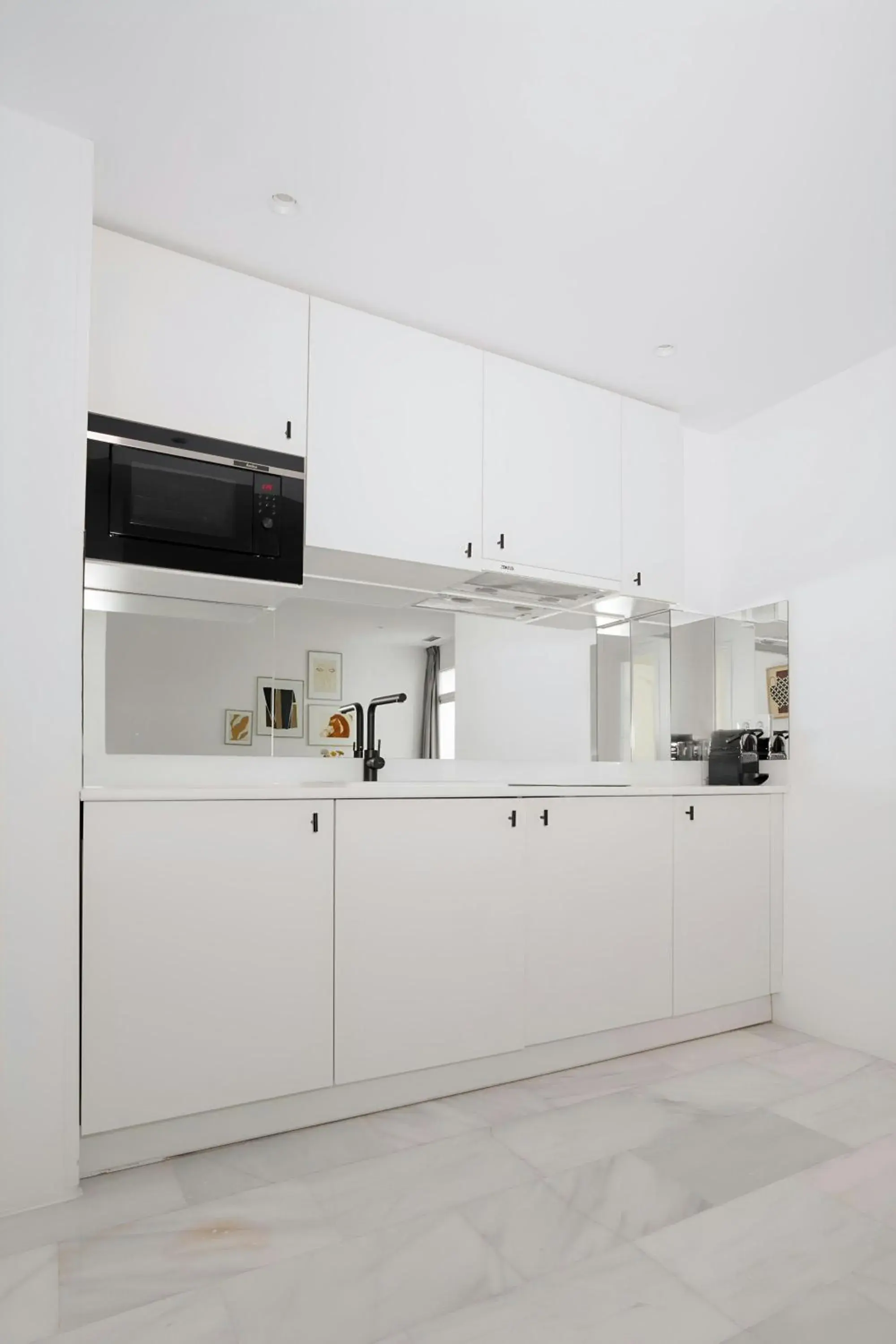 One-Bedroom Apartment with Queen Bed and Sofa Bed in Sonder by Marriott Bonvoy Santa Ana Apartments Las Letras One-Bedroom Apartment with Queen Bed and Sofa Bed in Sonder by Marriott Bonvoy Santa Ana Apartments Las Letras