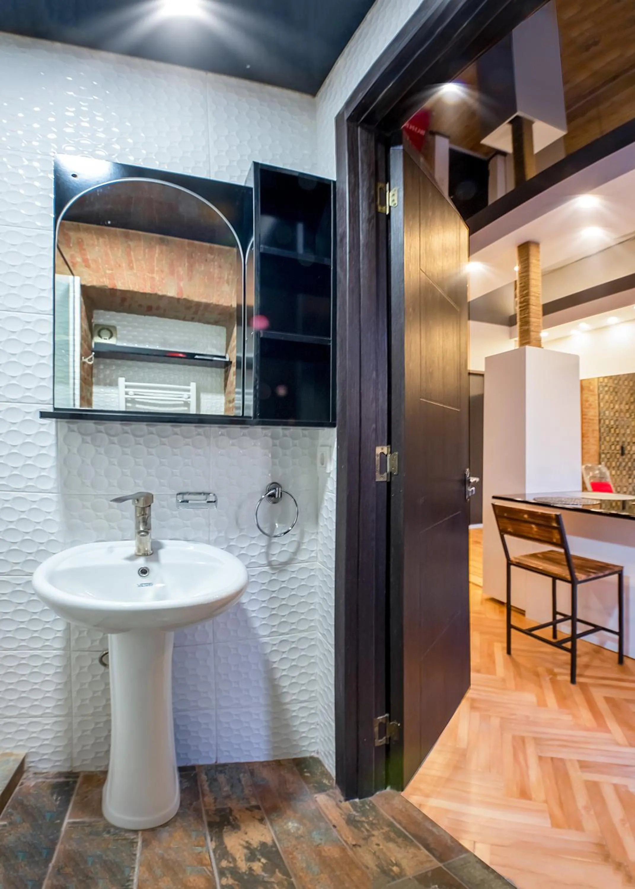 Bathroom in HB apartments Aghmashenebeli