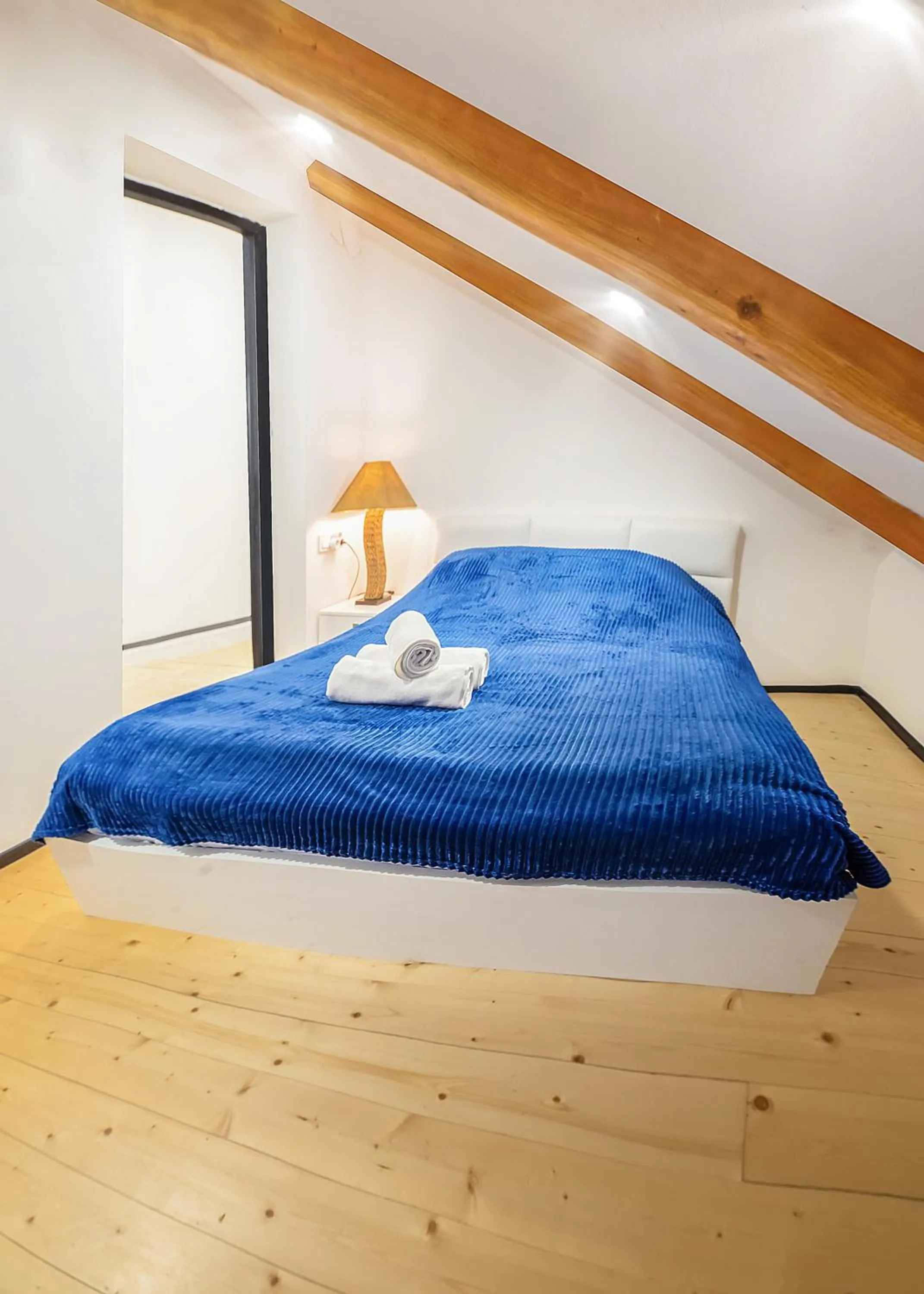 Bed in HB apartments Aghmashenebeli