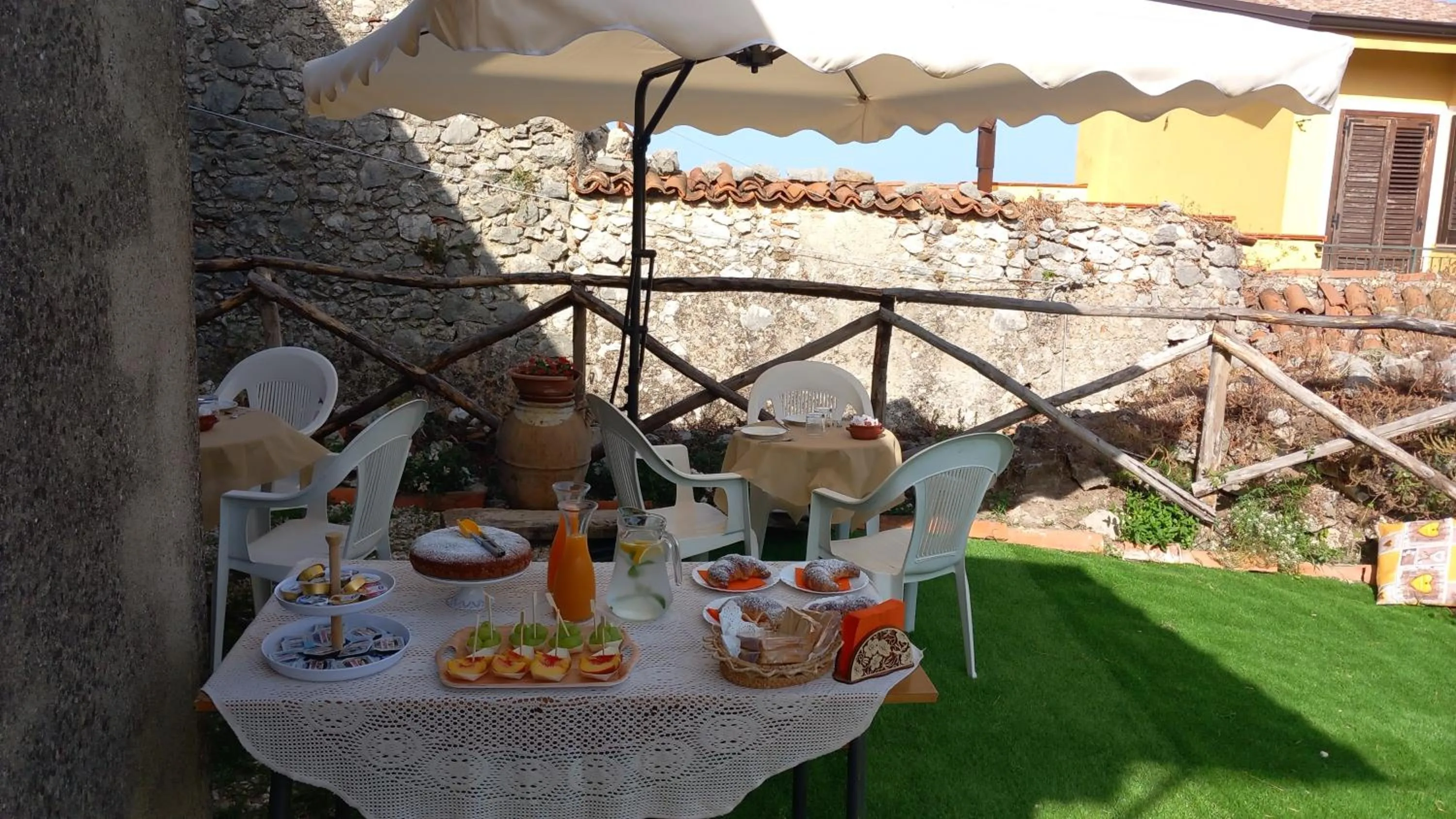 Garden in B&b Diamante and home restaurant
