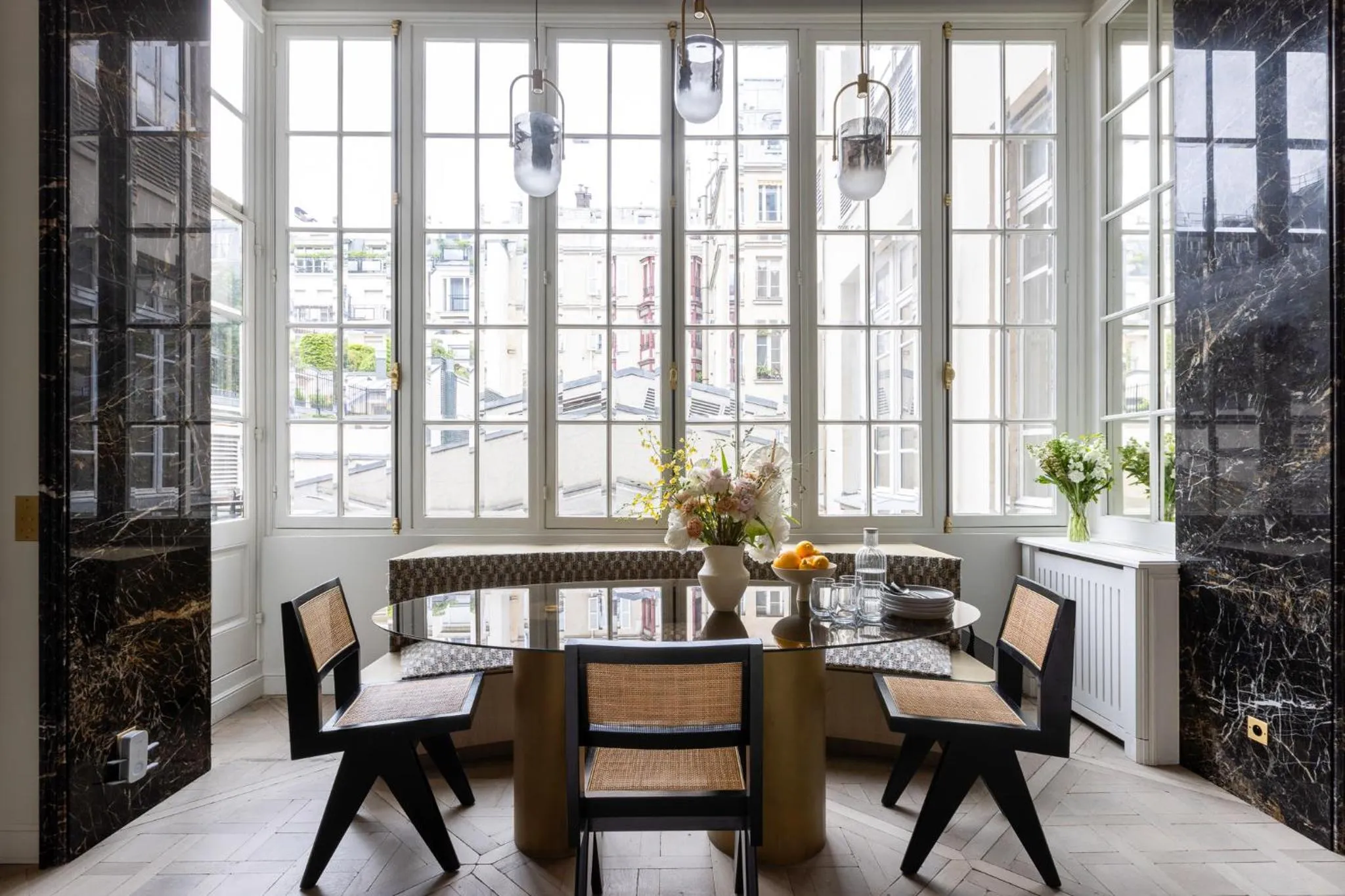 Dining area in HIGHSTAY - Luxury Serviced Apartments - Louvre