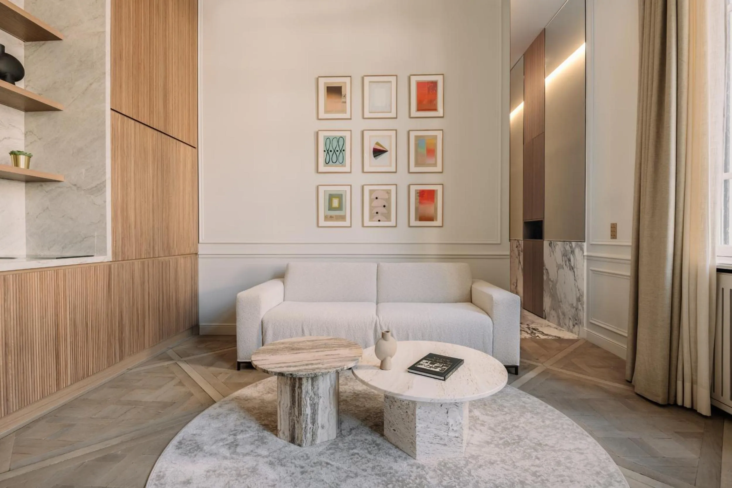 Living room in HIGHSTAY - Luxury Serviced Apartments - Louvre