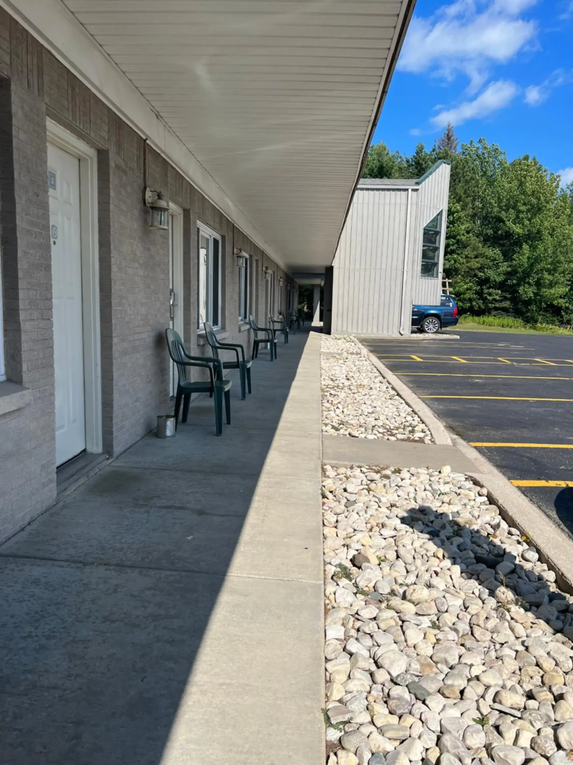 Standard Double Room with Two Double Beds in Gray Wolf Lodge Standard Double Room with Two Double Beds in Gray Wolf Lodge