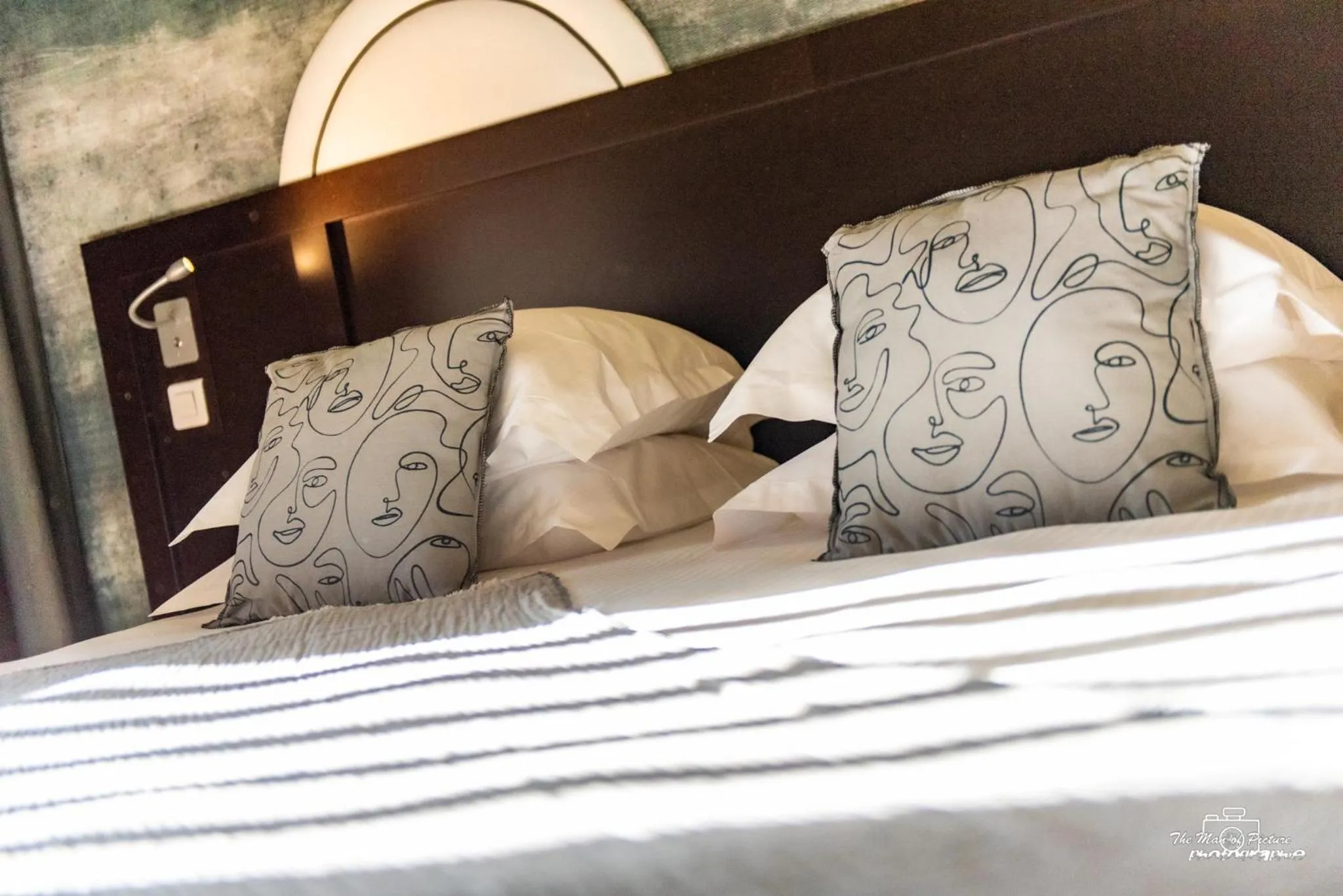 Bed in Logis Hôtel Altitude et Spa Pierre-Percée