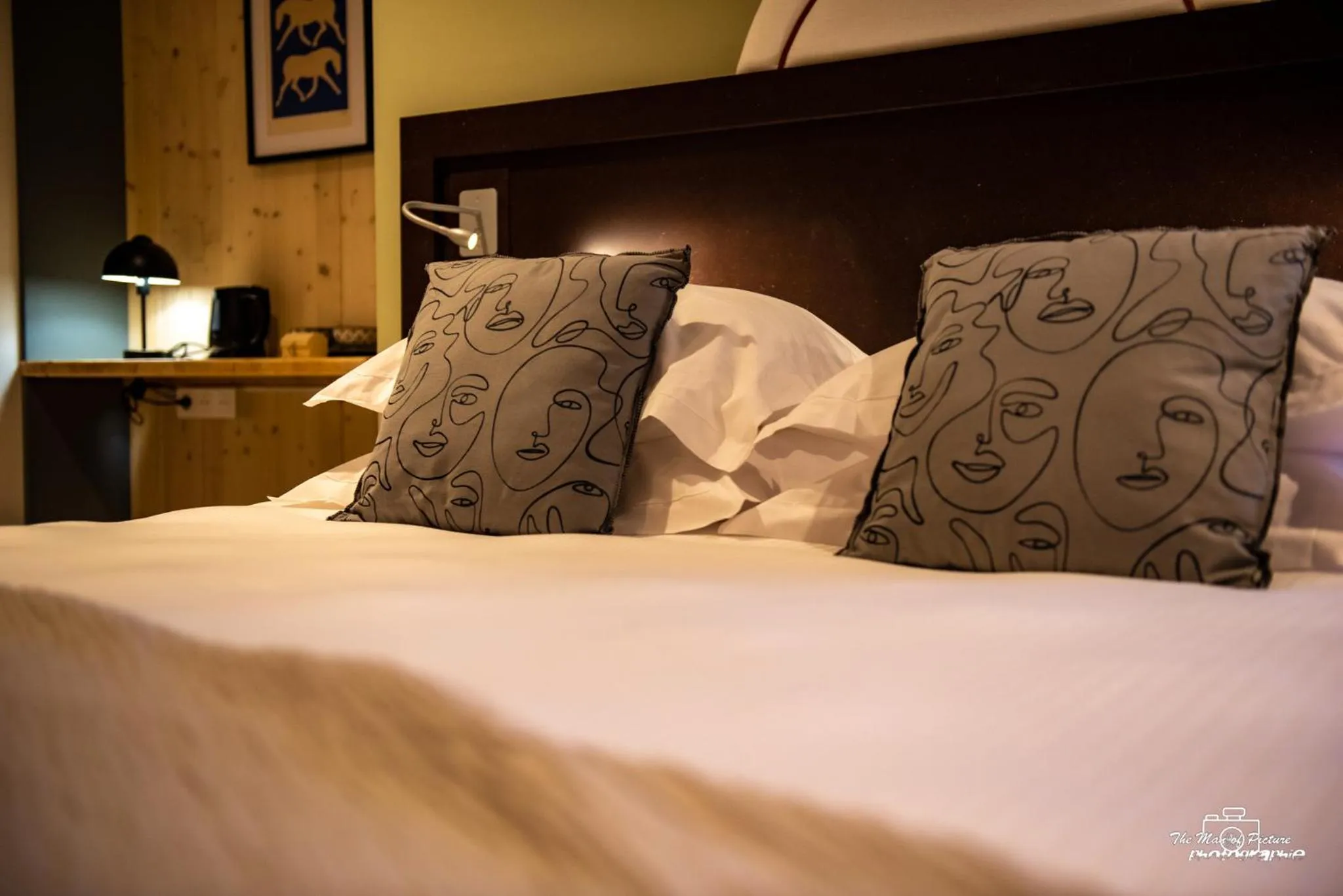 Bed in Logis Hôtel Altitude et Spa Pierre-Percée