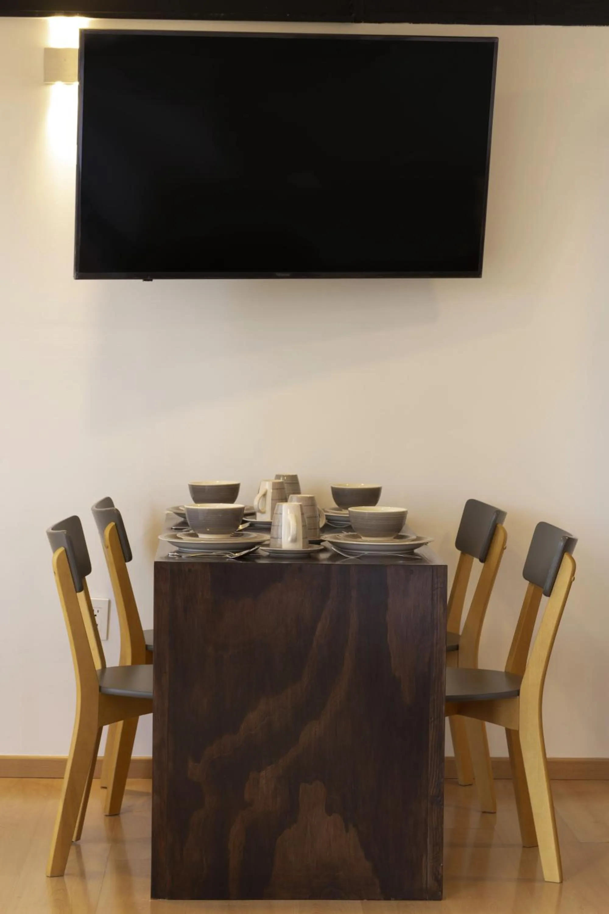 TV and multimedia in El Doce by HomiRent