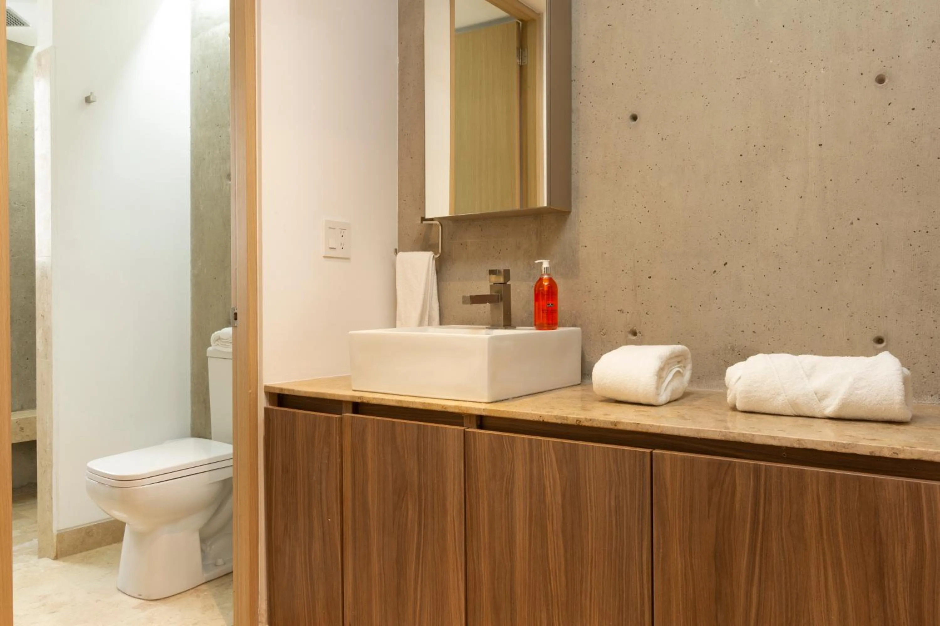 Bathroom in El Doce by HomiRent