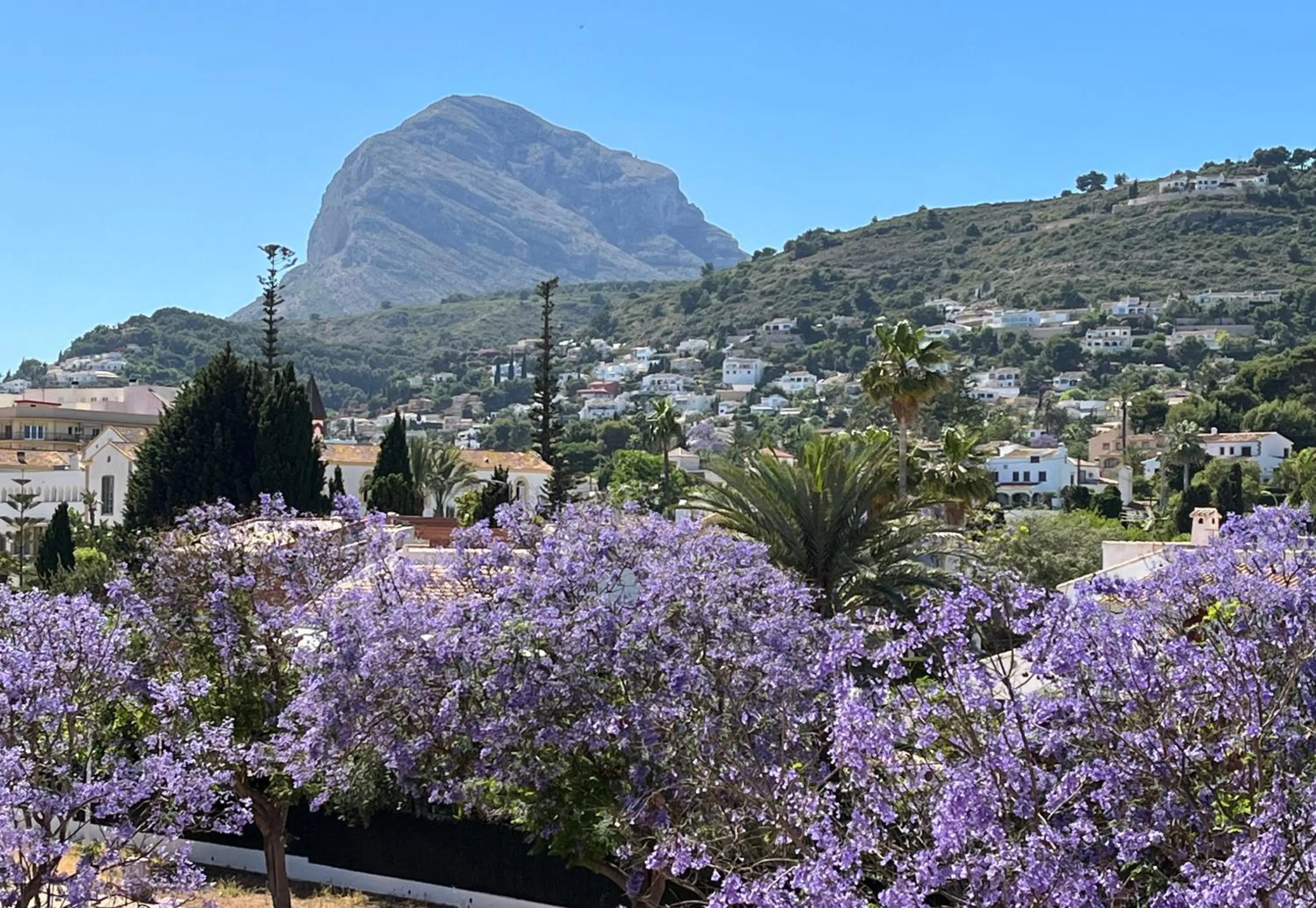 Mountain view in apartment nearby beach and old town Javea
