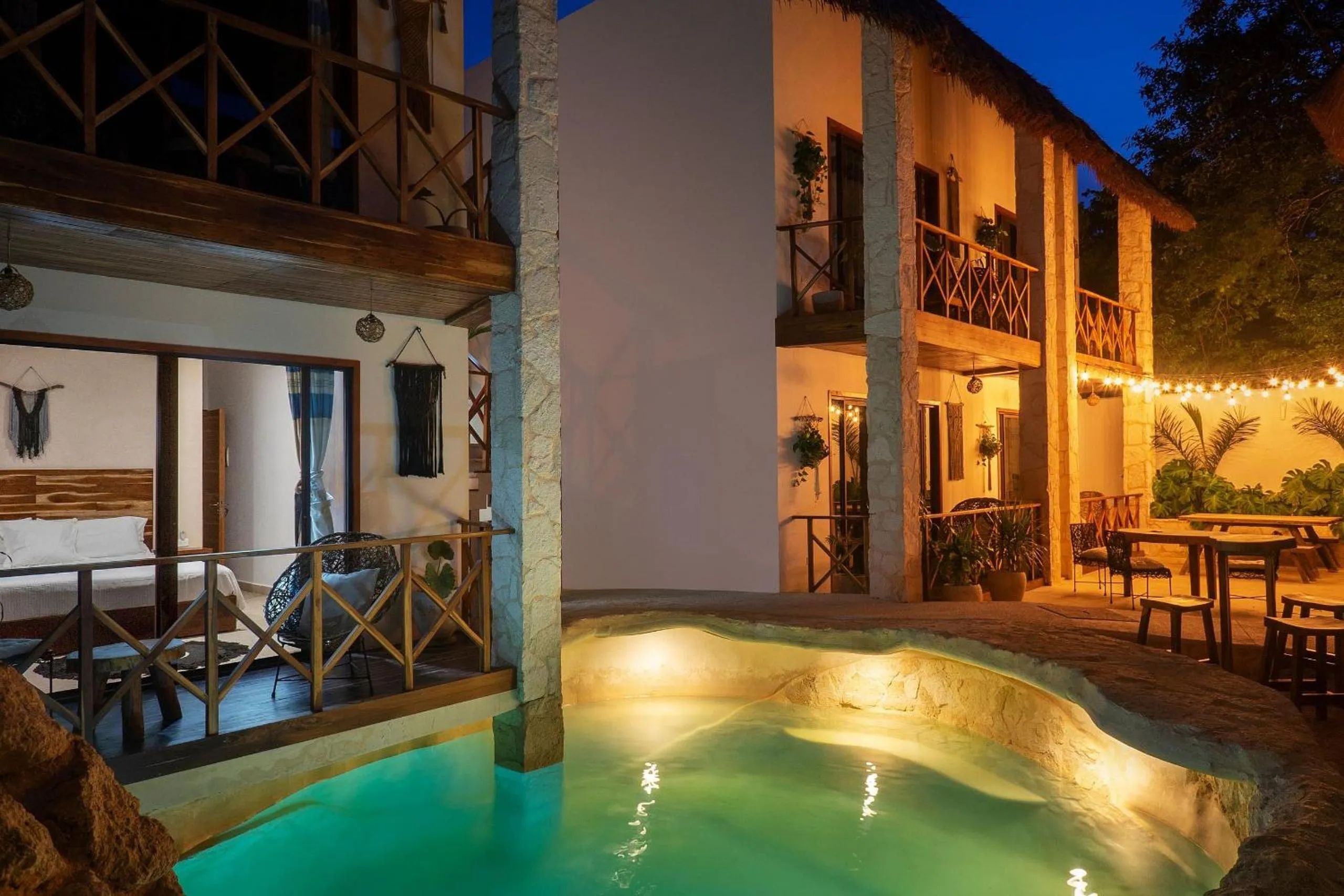 Night in Lagoon Boutique Hotel - Luxury Chaman experience