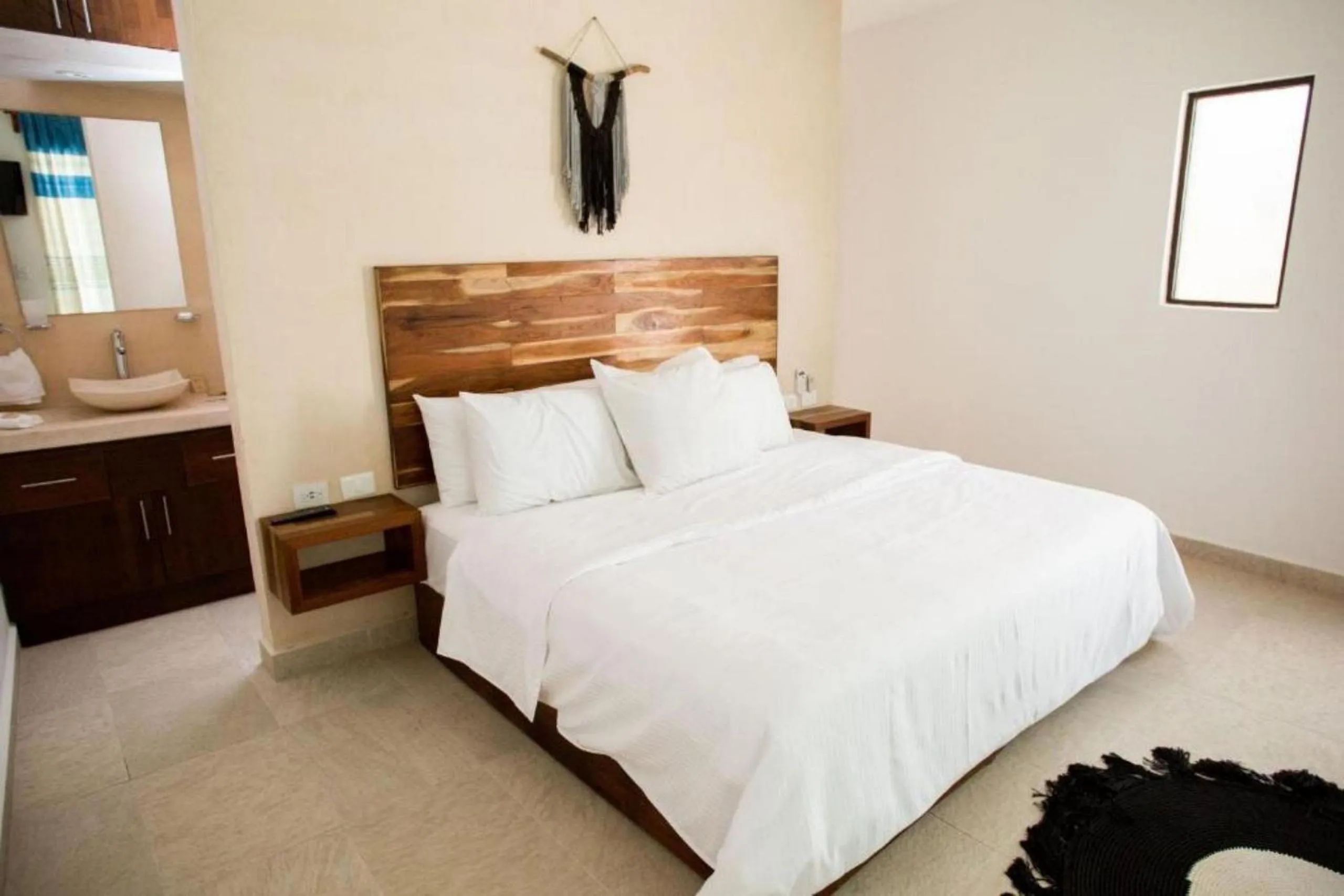 Bed in Lagoon Boutique Hotel - Luxury Chaman experience