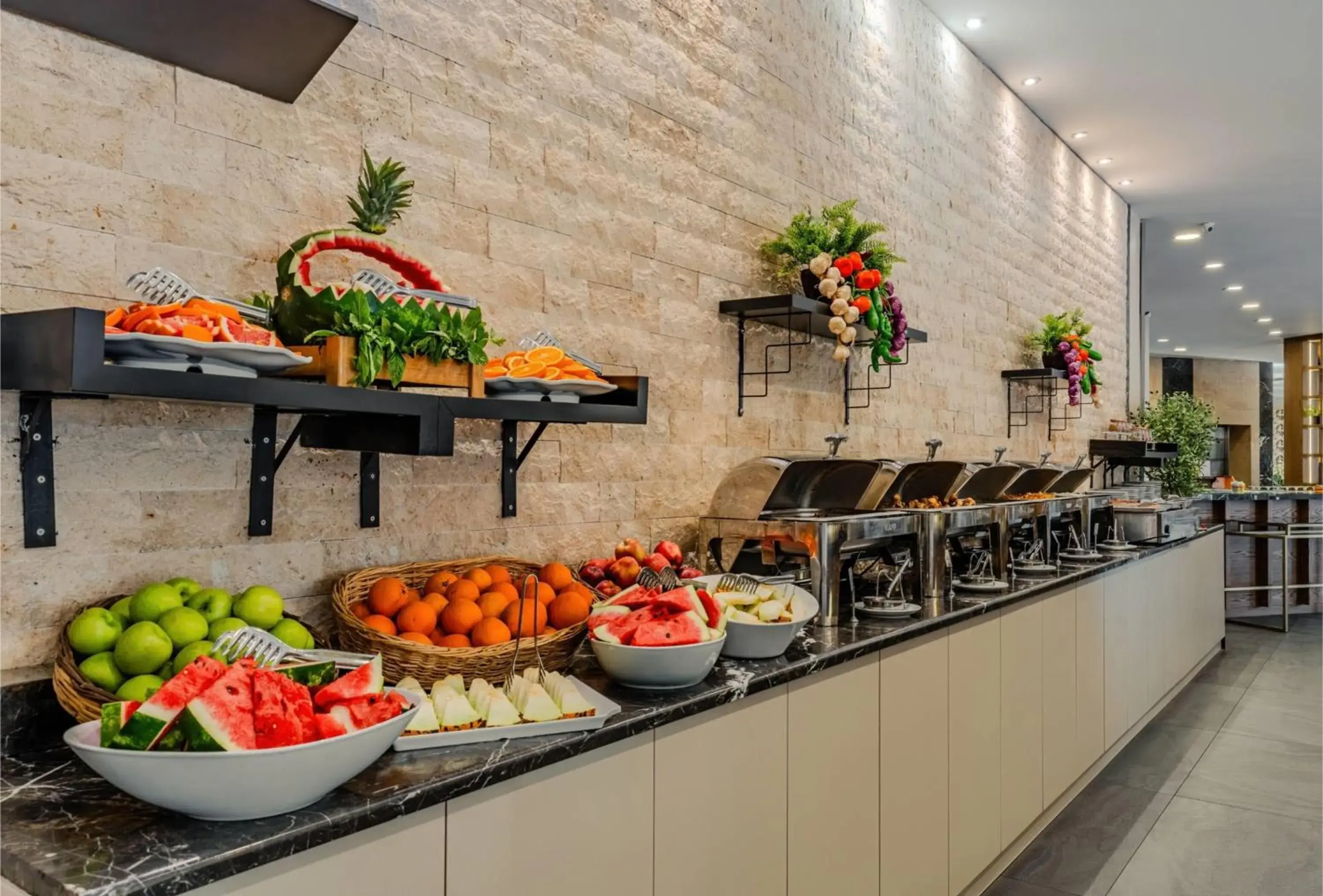 Restaurant/places to eat in Ramada Plaza By Wyndham Izmir Restaurant/places to eat in Ramada Plaza By Wyndham Izmir