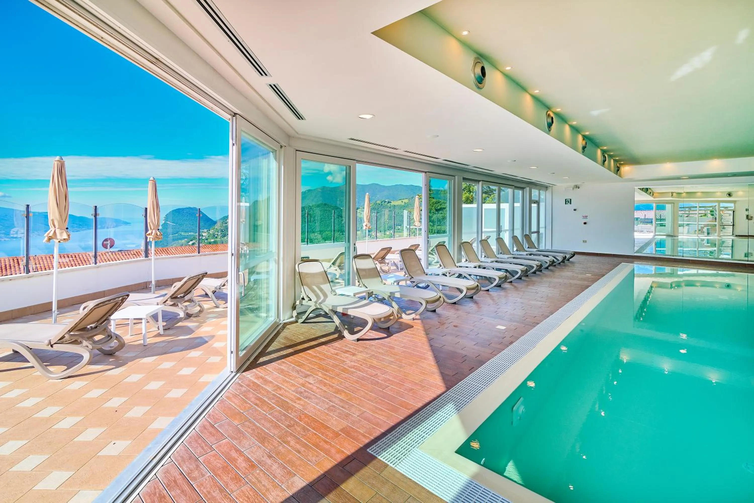 Swimming pool in Hotel Le Balze - Aktiv & Wellness