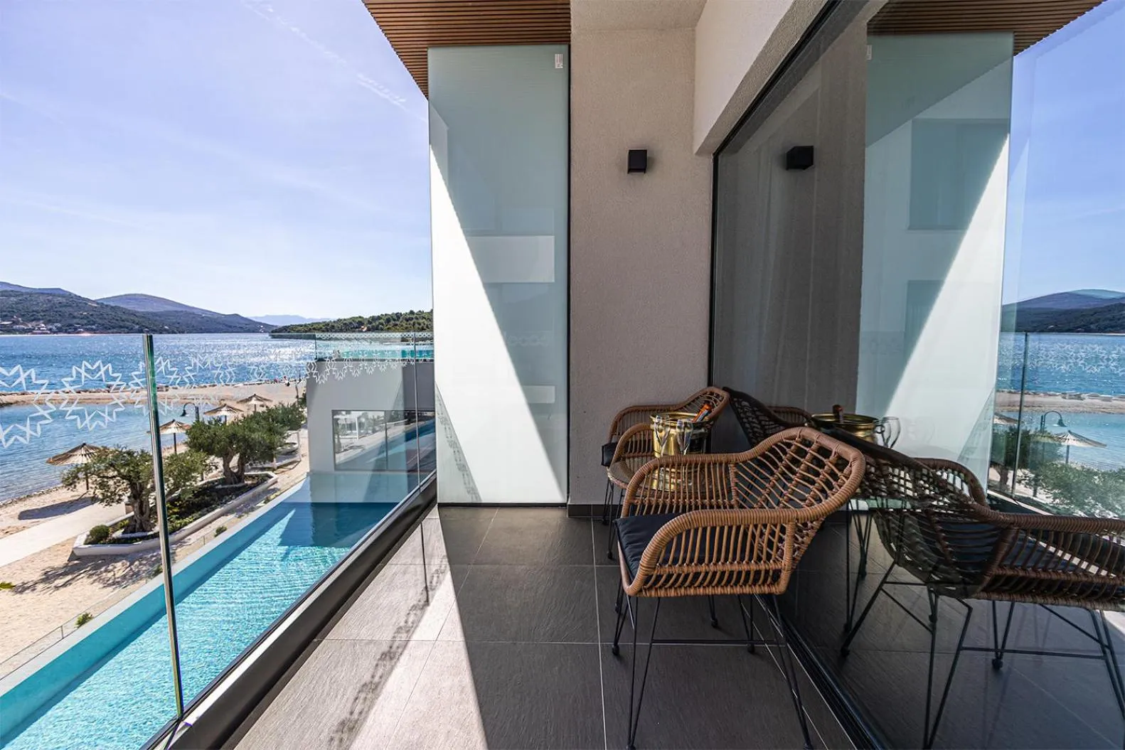 Balcony/Terrace in Marinus Beach Hotel