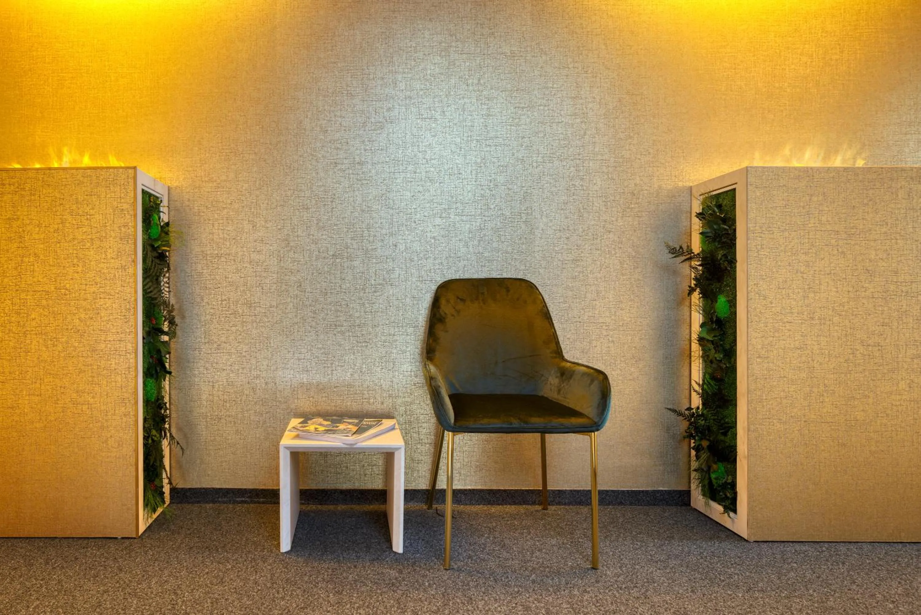 Lobby or reception in VISIMO Apartments Steigerstrasse St Gallen - Modern Living near OLMA & Hospital