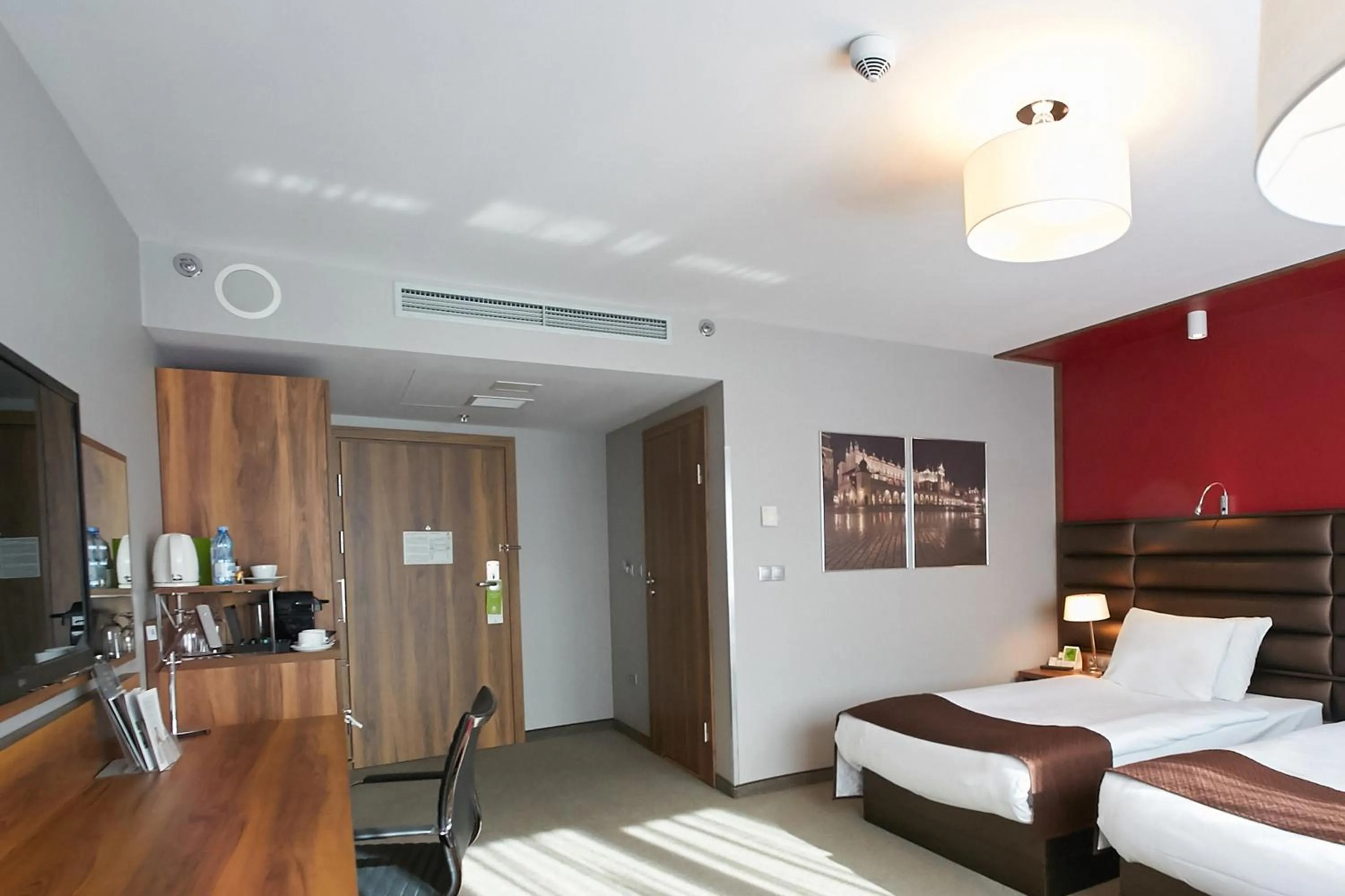 View (from property/room), Bed in Holiday Inn Krakow City Centre by IHG