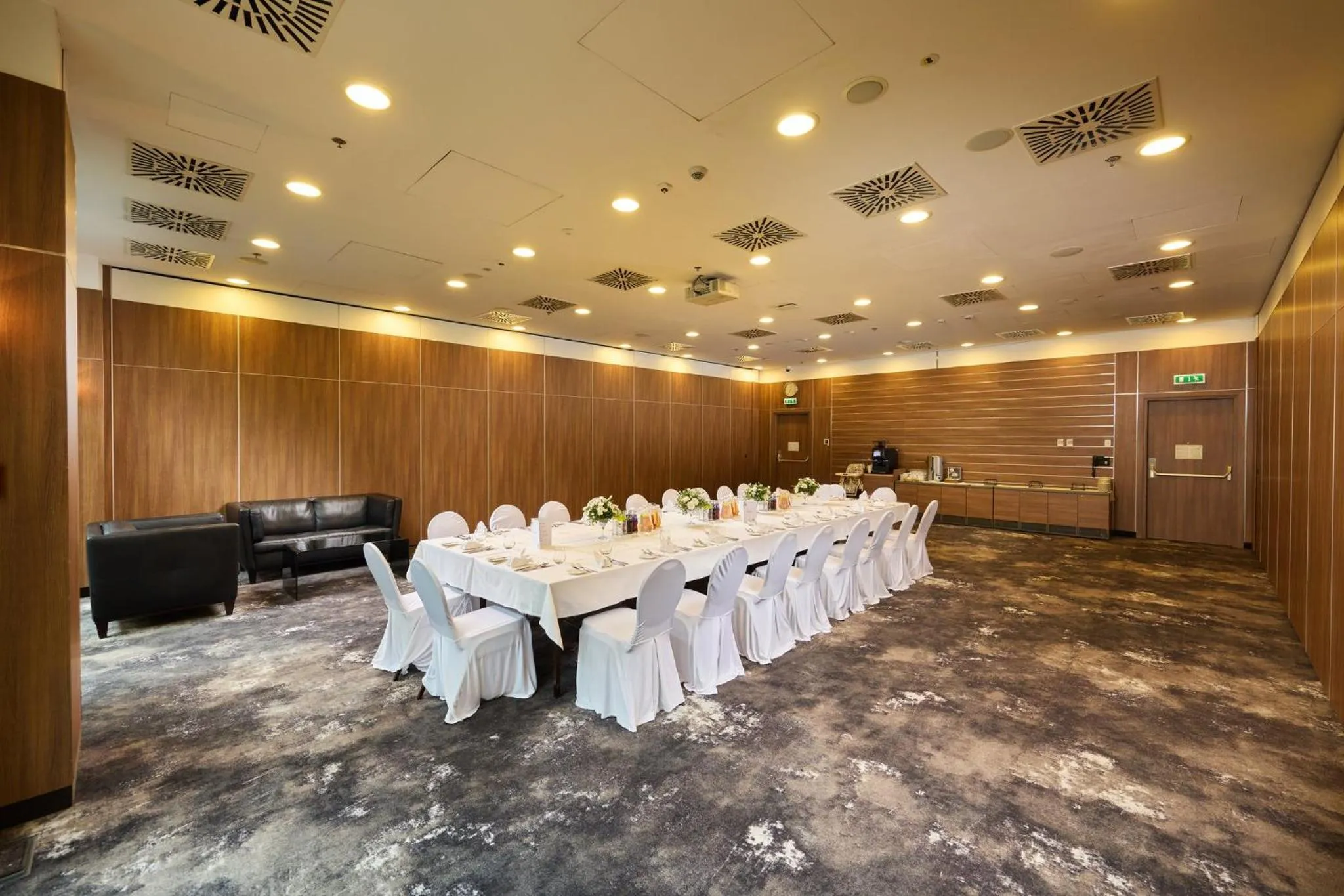 Meeting/conference room in Holiday Inn Krakow City Centre by IHG