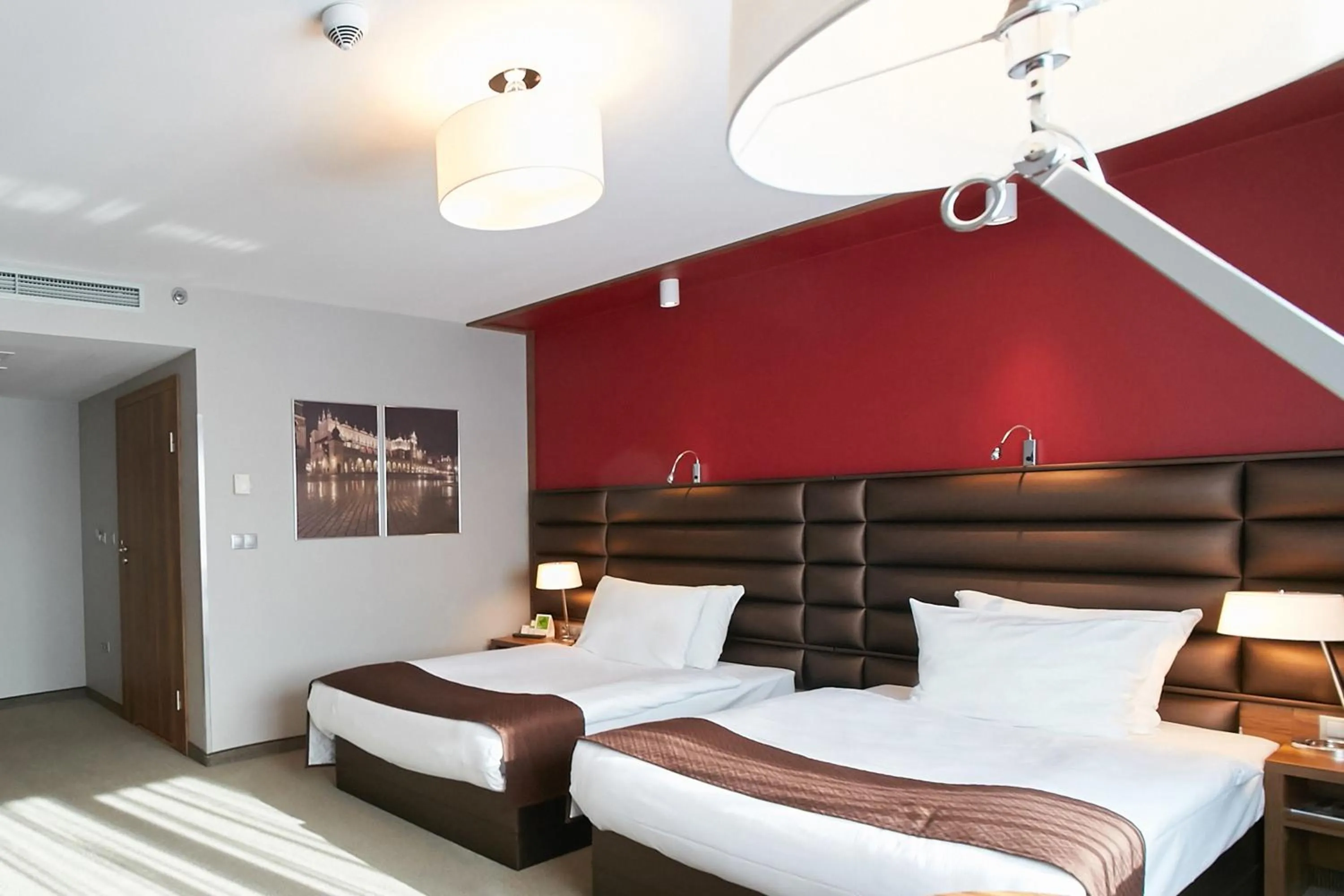 View (from property/room), Bed in Holiday Inn Krakow City Centre by IHG