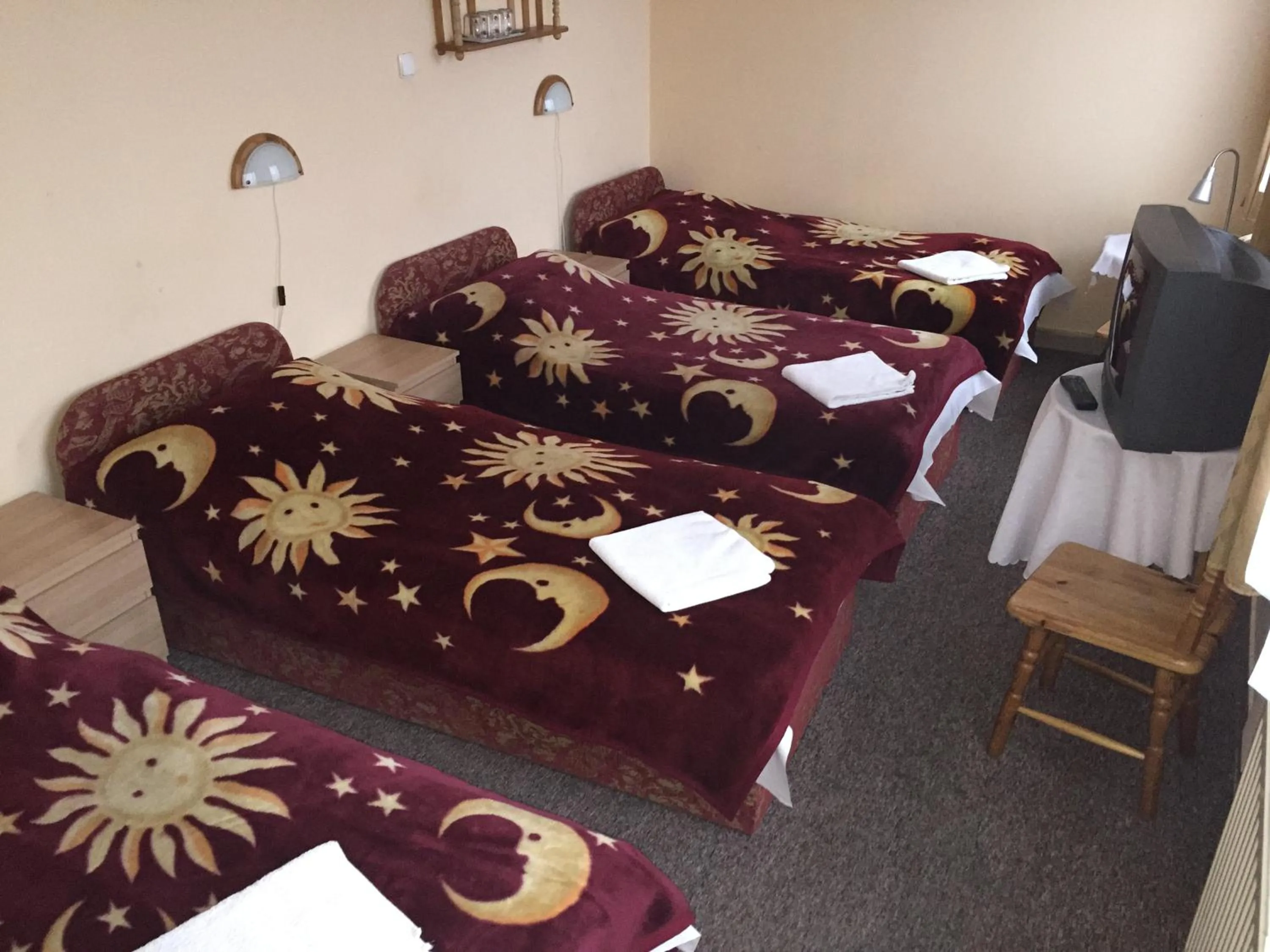 Bed in Hotel Daisy Budget