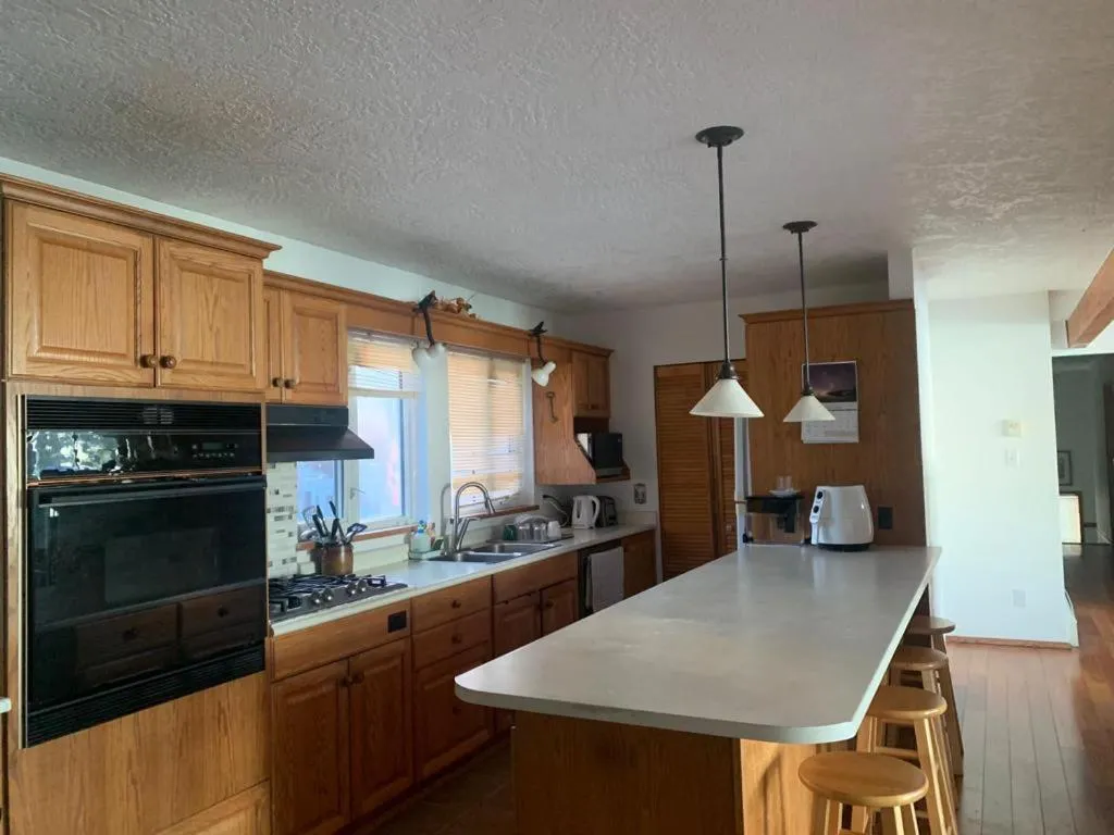 Kitchen or kitchenette in Metchosin Beach House