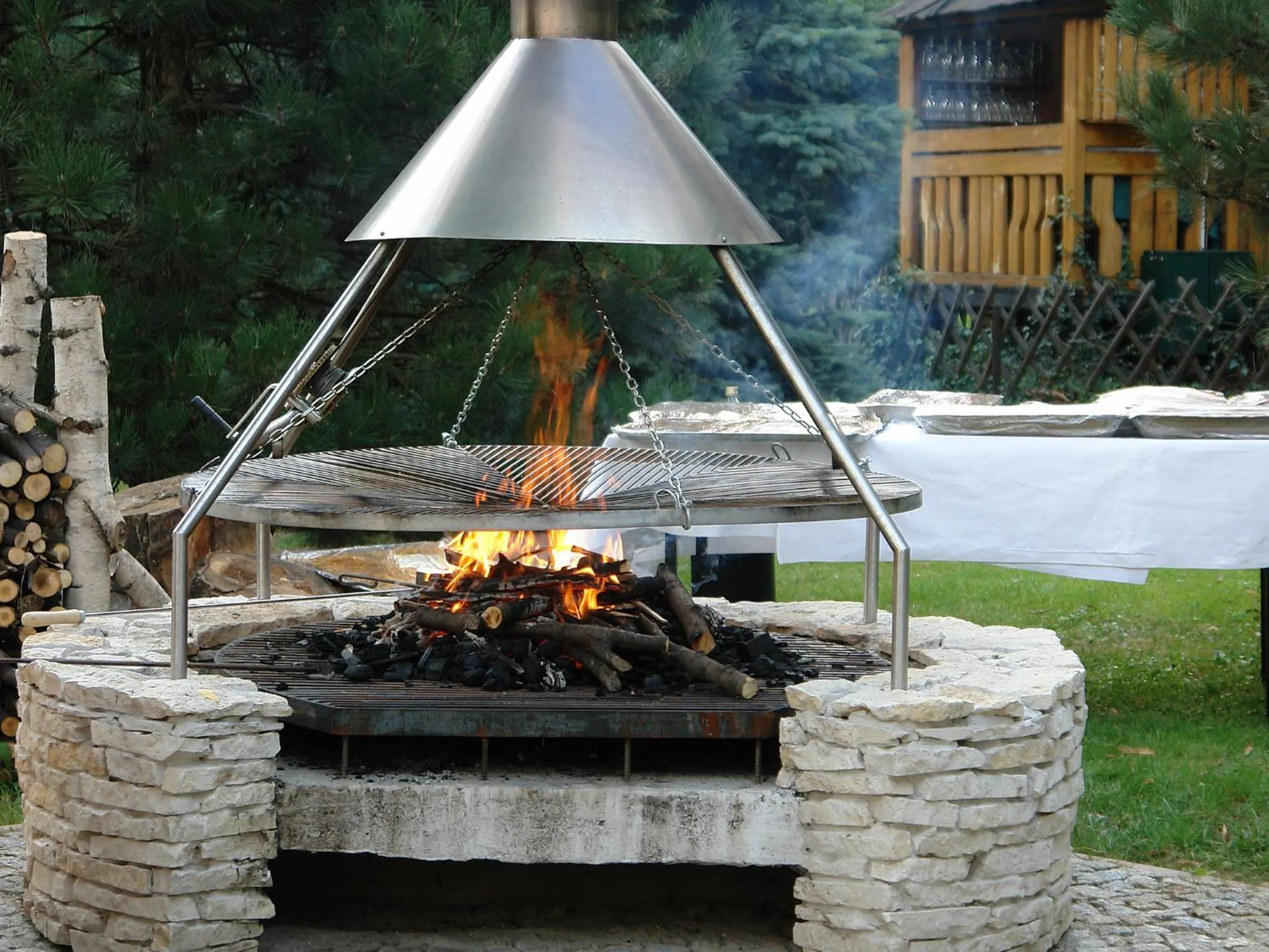 Restaurant/places to eat in Booking Hotel & Spa